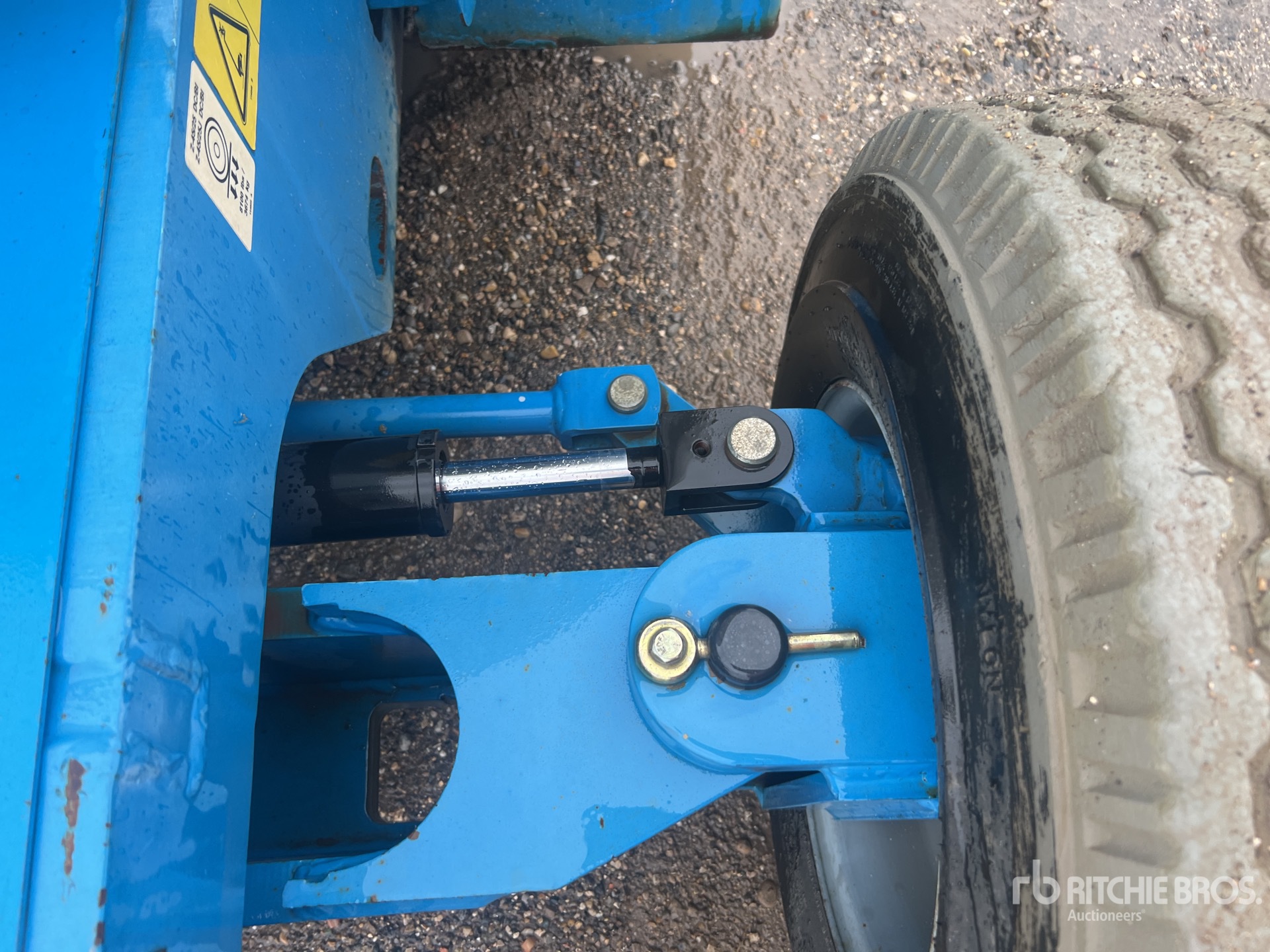 2015 Genie Z-45/25J