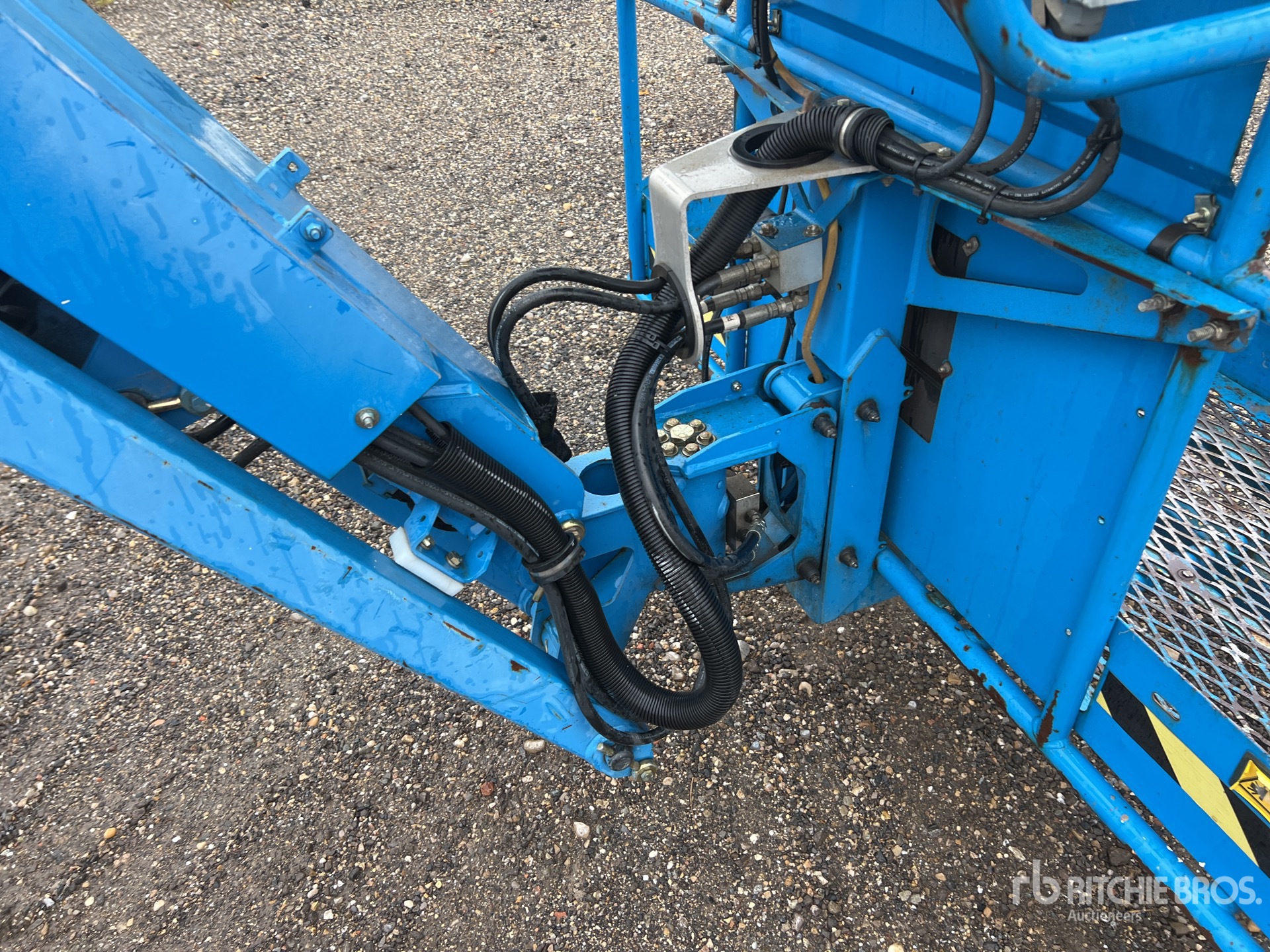 2015 Genie Z-45/25J