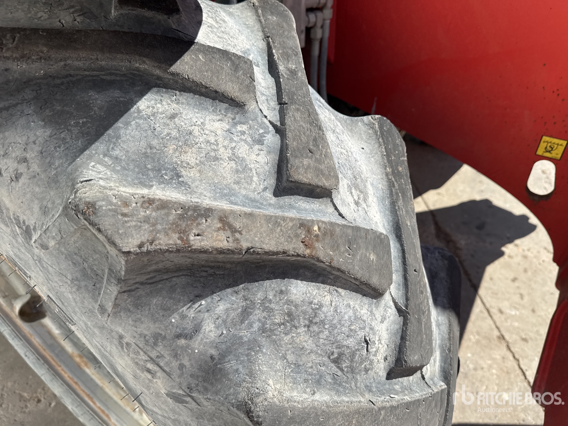 2014 Manitou MT1440