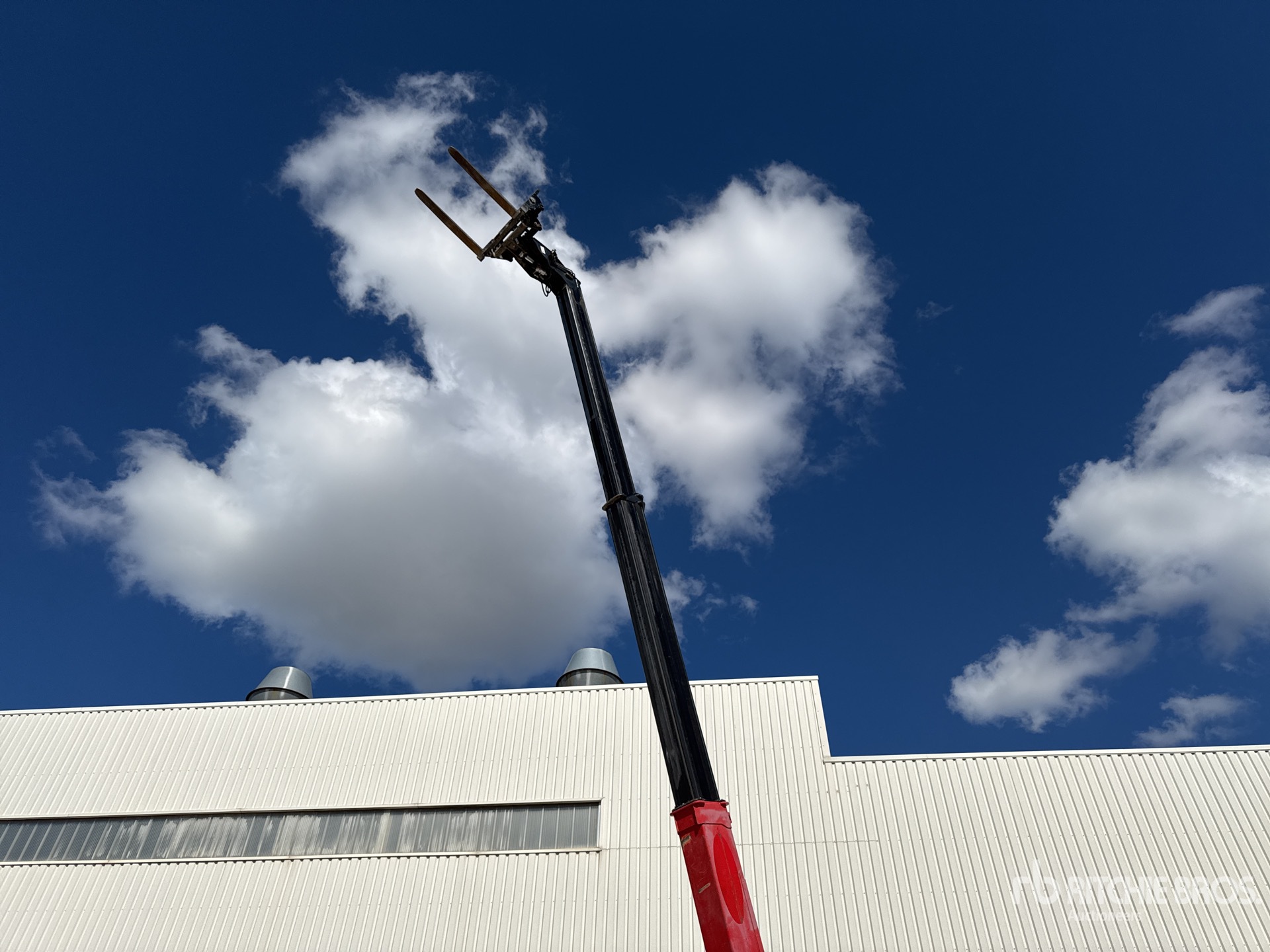 2014 Manitou MT1440