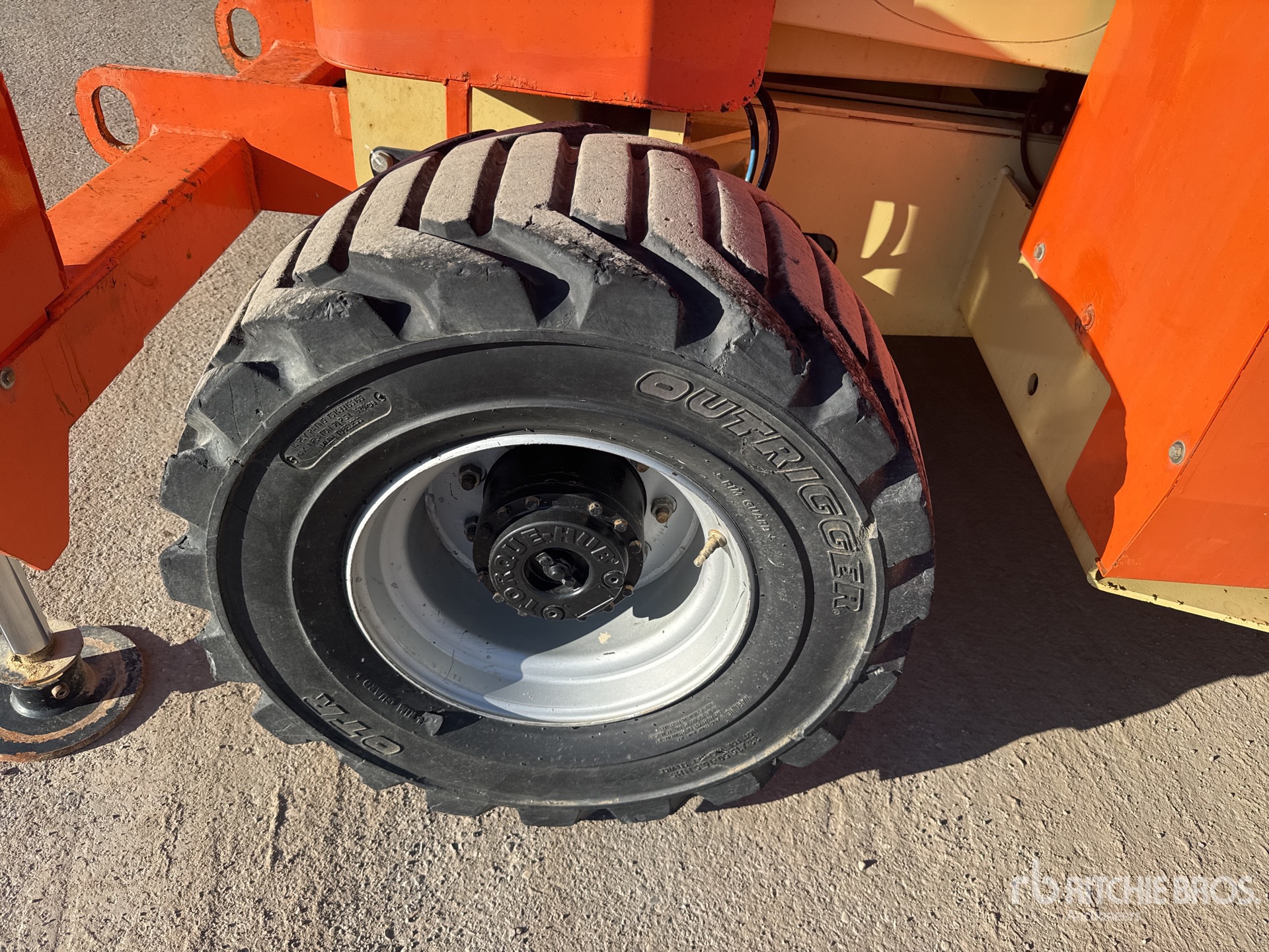 2015 JLG 3394 RT