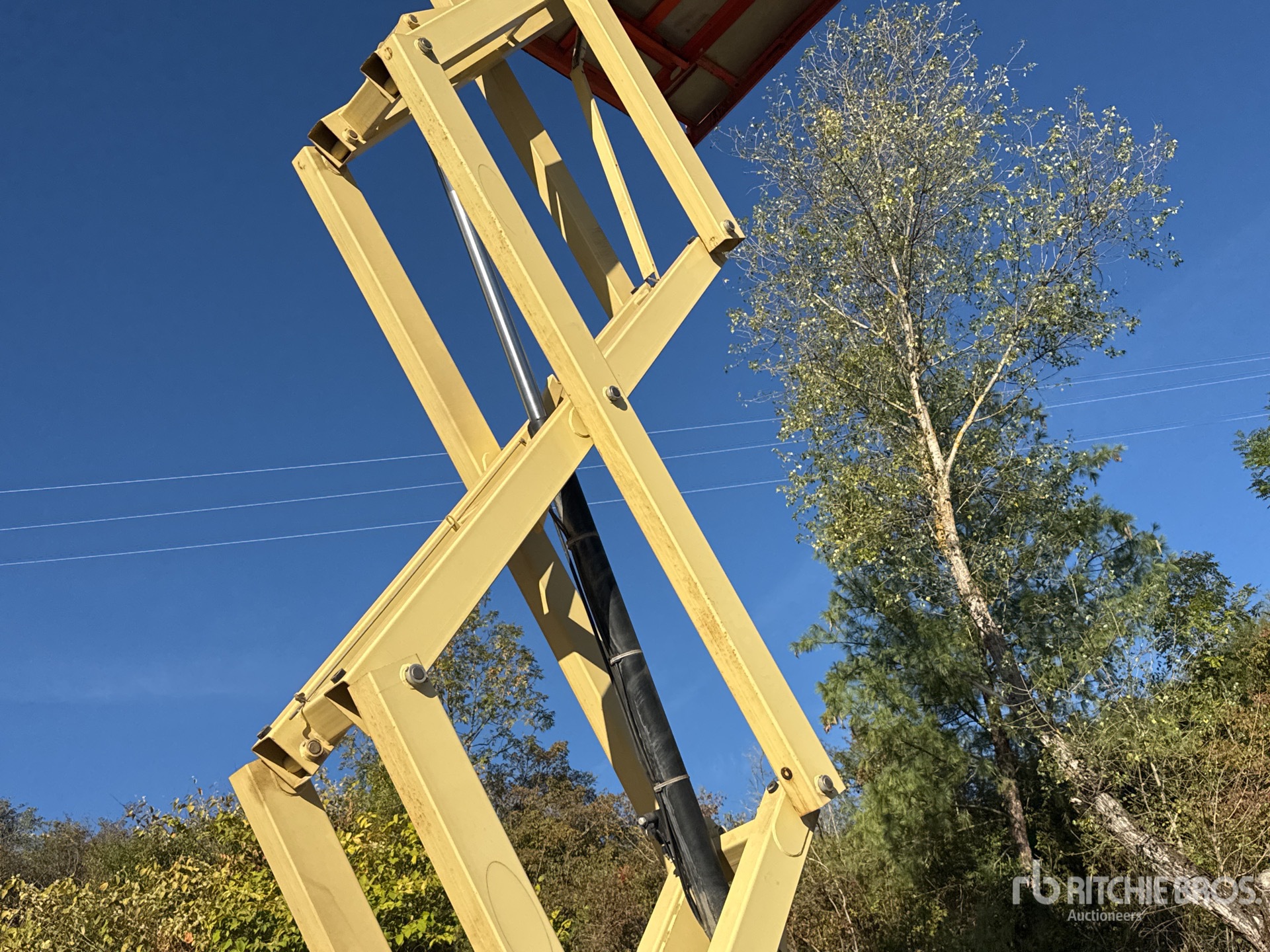 2015 JLG 3394 RT