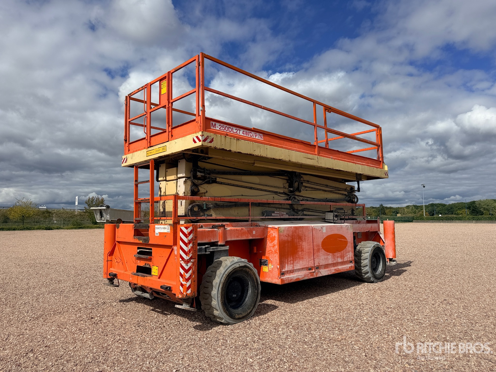 Photo of 2014 Holland Lift M-250DL27