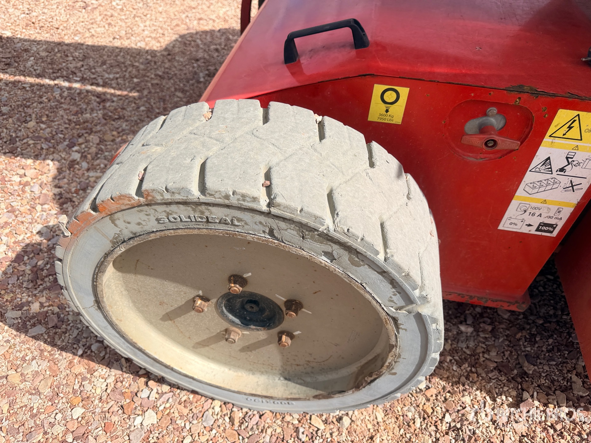 2014 Manitou 150AETJ