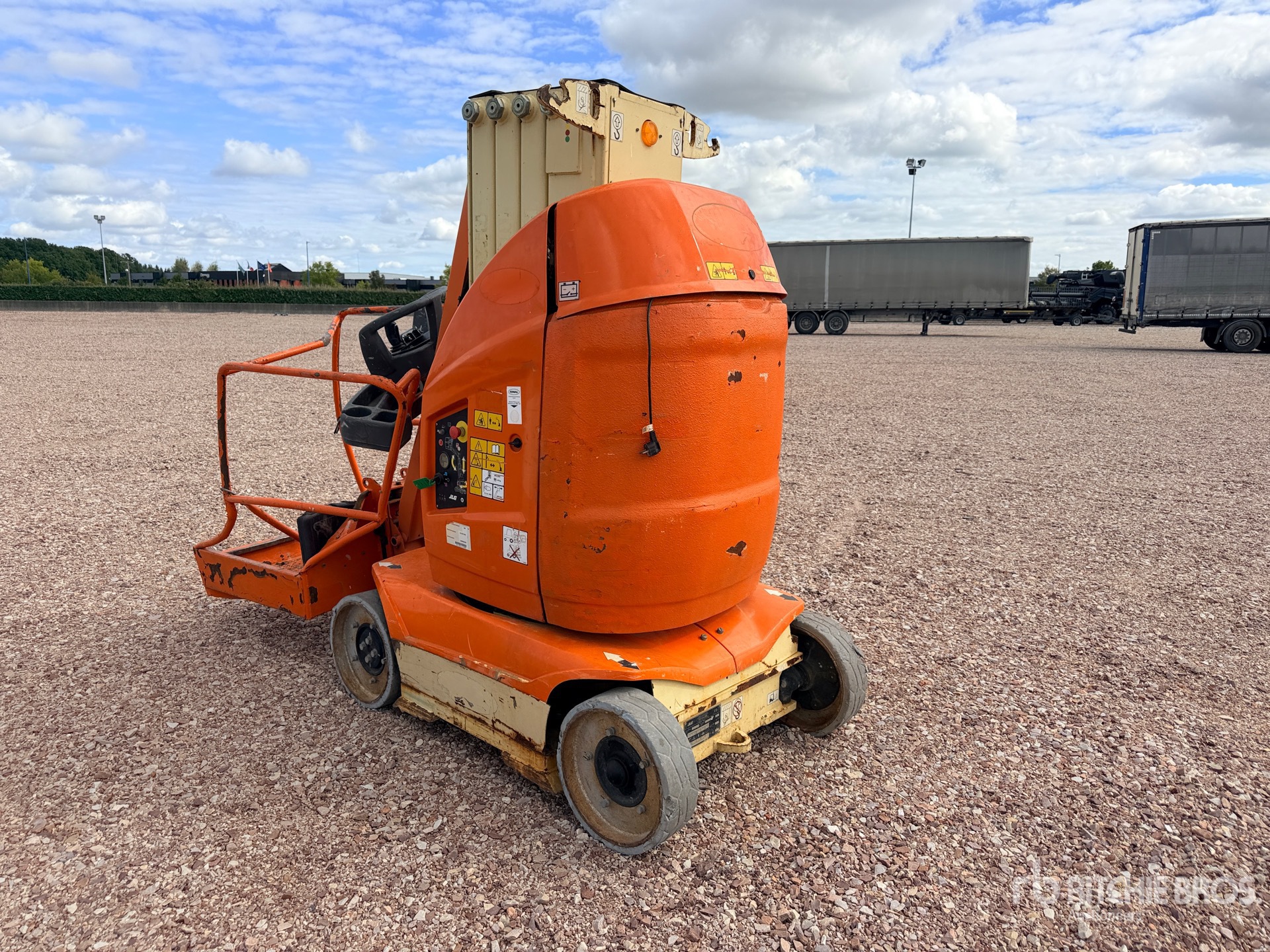 2014 JLG TOUCAN 10E