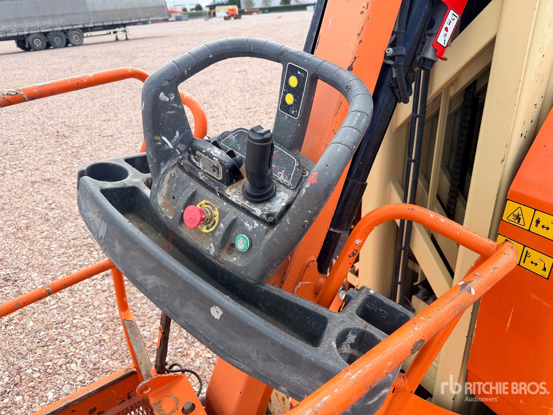 2014 JLG TOUCAN 10E