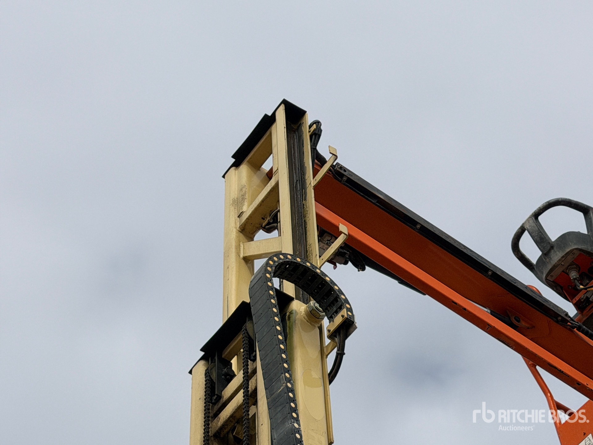 2014 JLG TOUCAN 10E