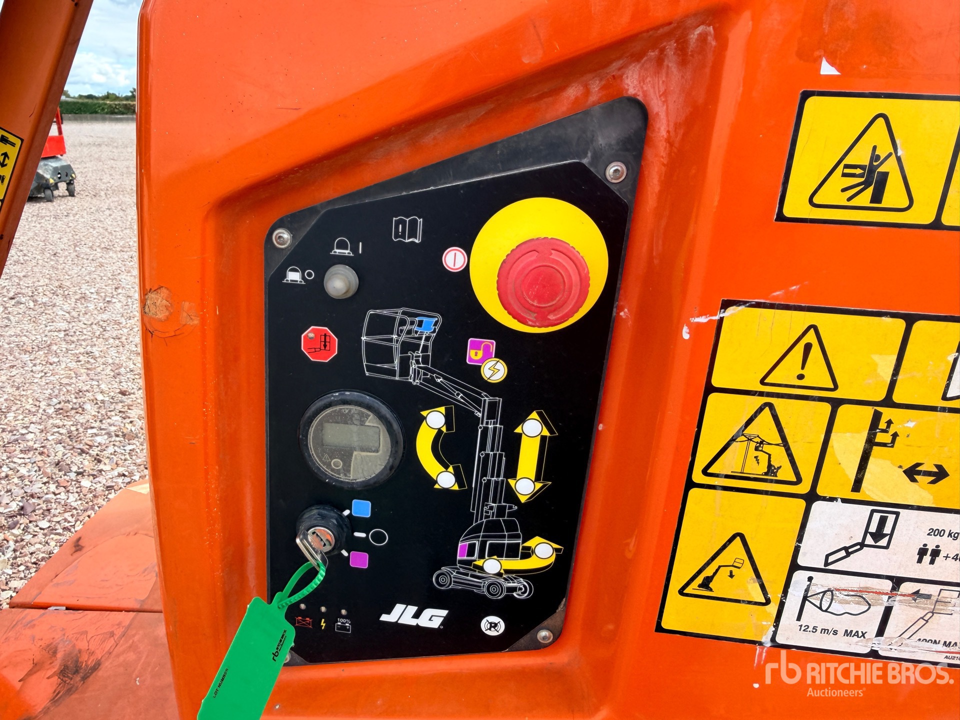 2014 JLG TOUCAN 10E