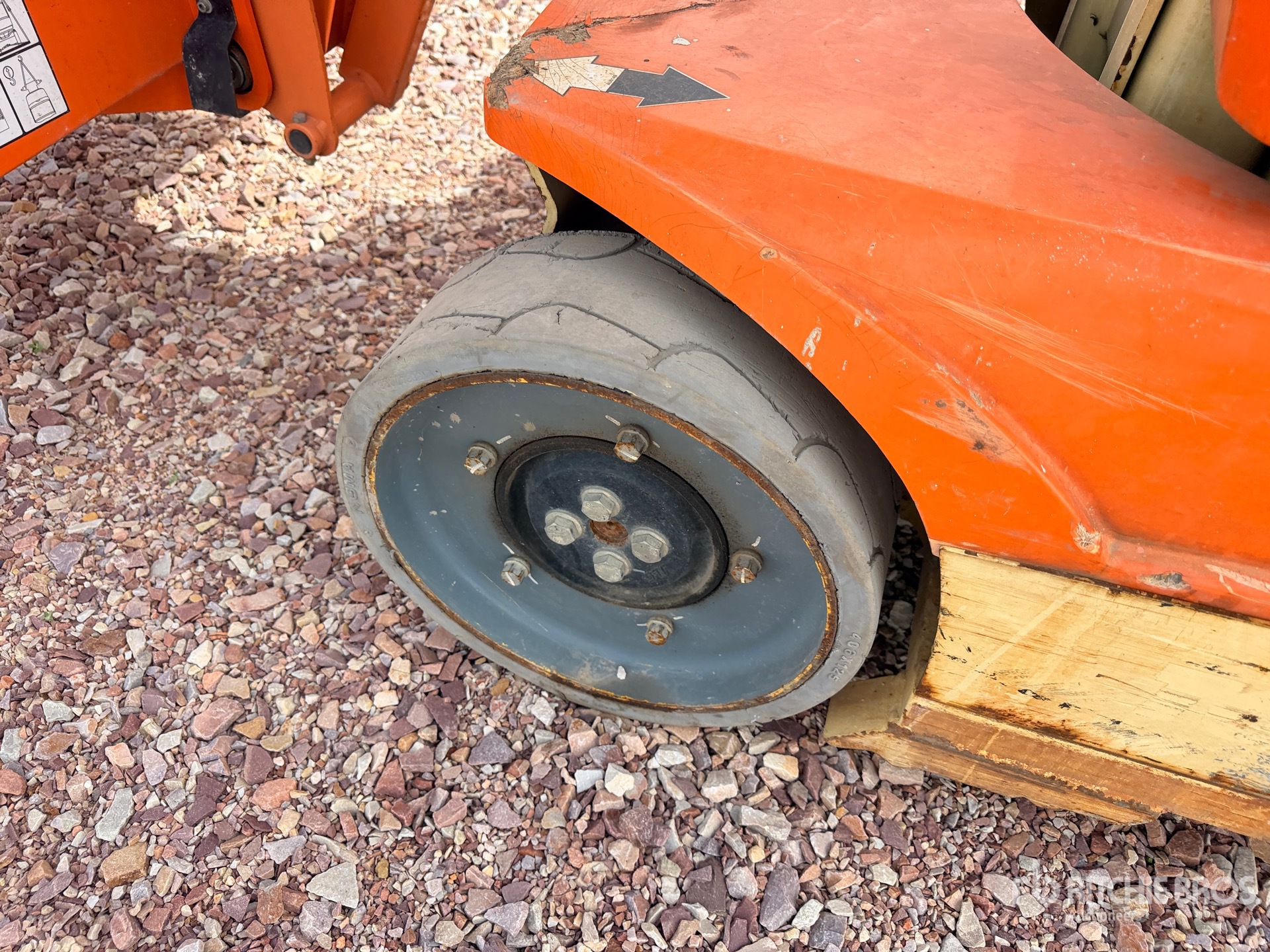 2014 JLG TOUCAN 10E