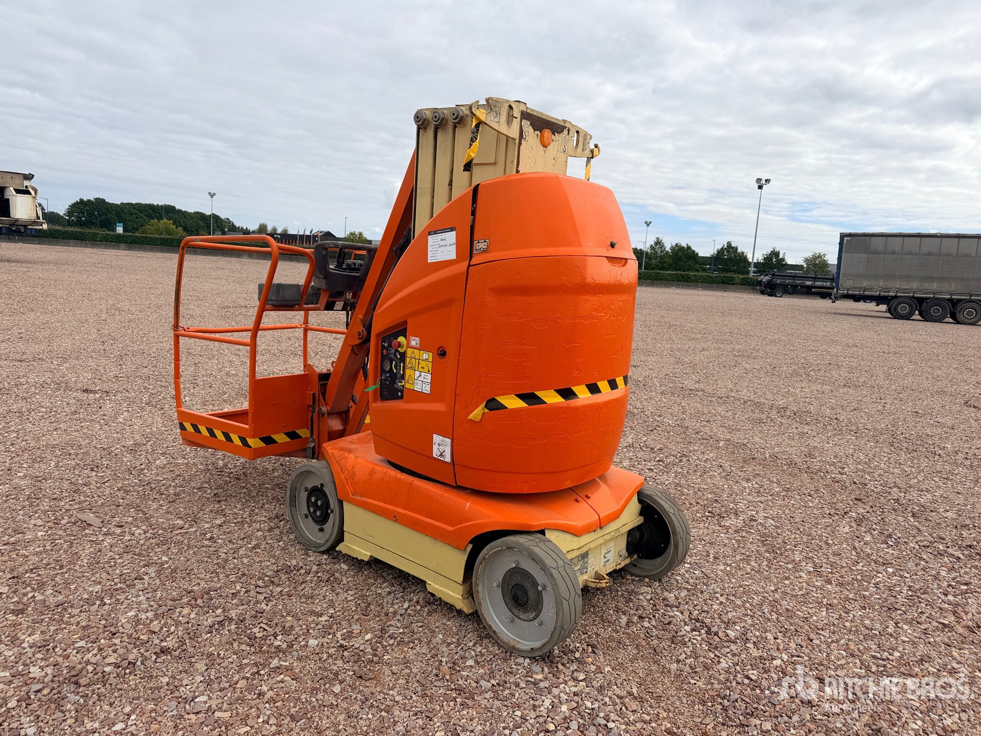 2012 JLG TOUCAN 10E