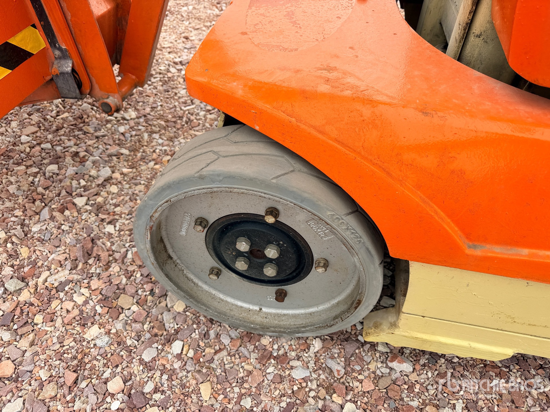 2012 JLG TOUCAN 10E
