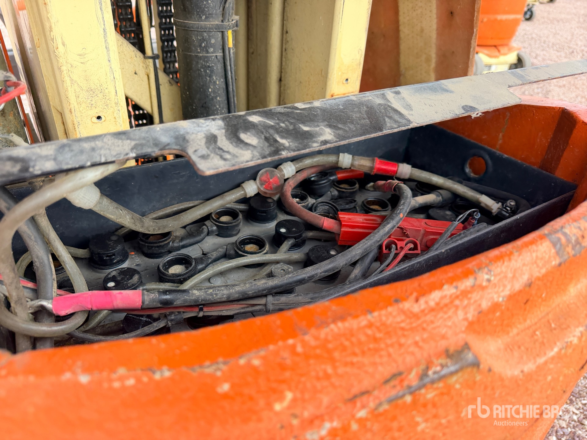 2015 JLG TOUCAN 10E