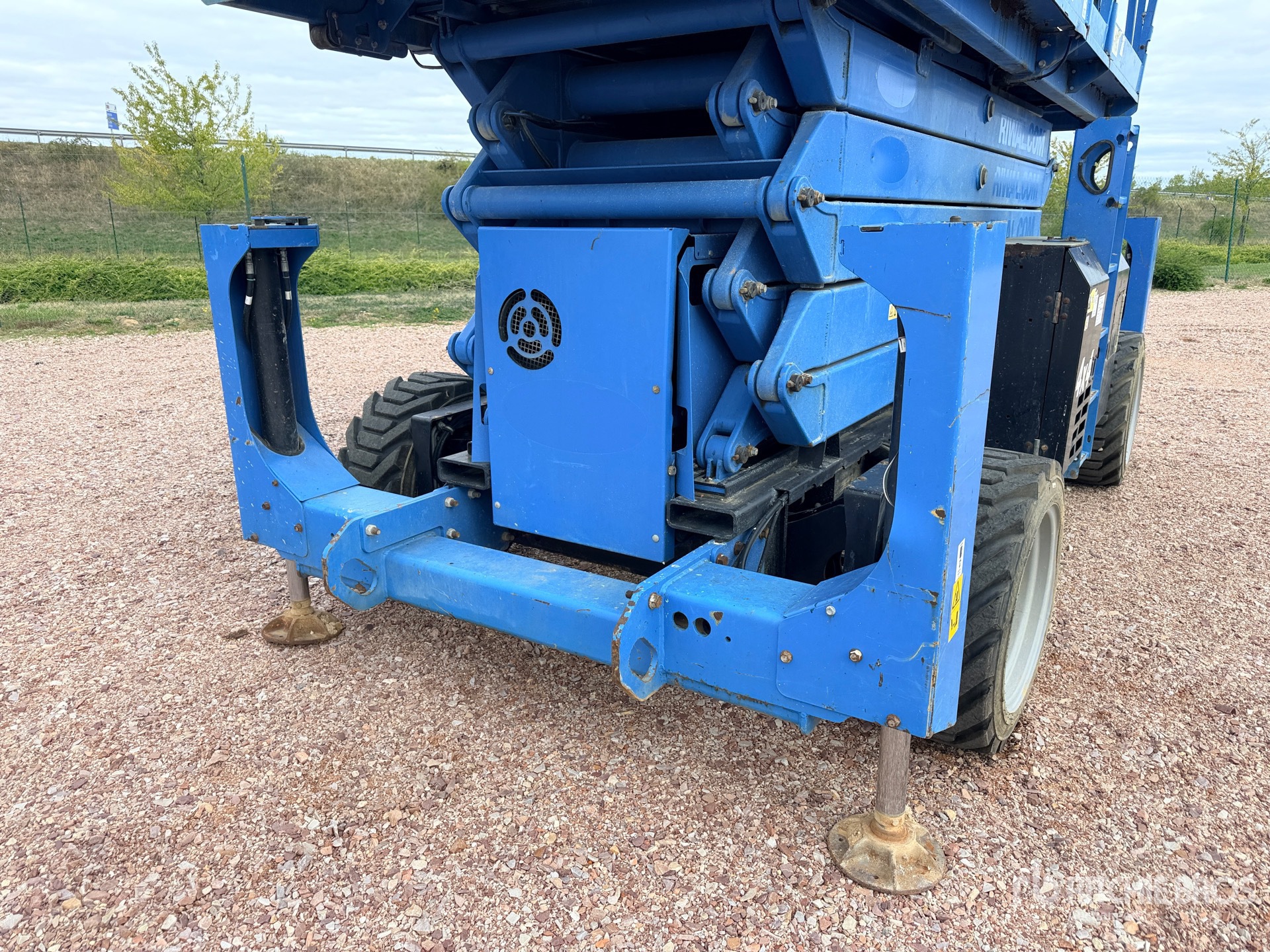 2016 Genie GS5390