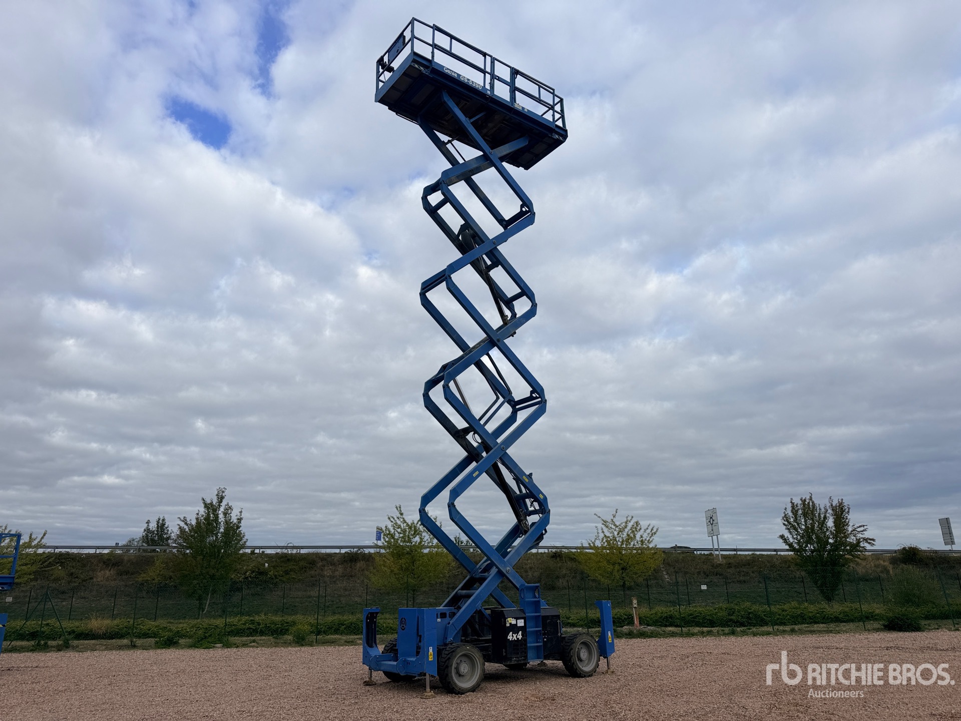 2016 Genie GS5390