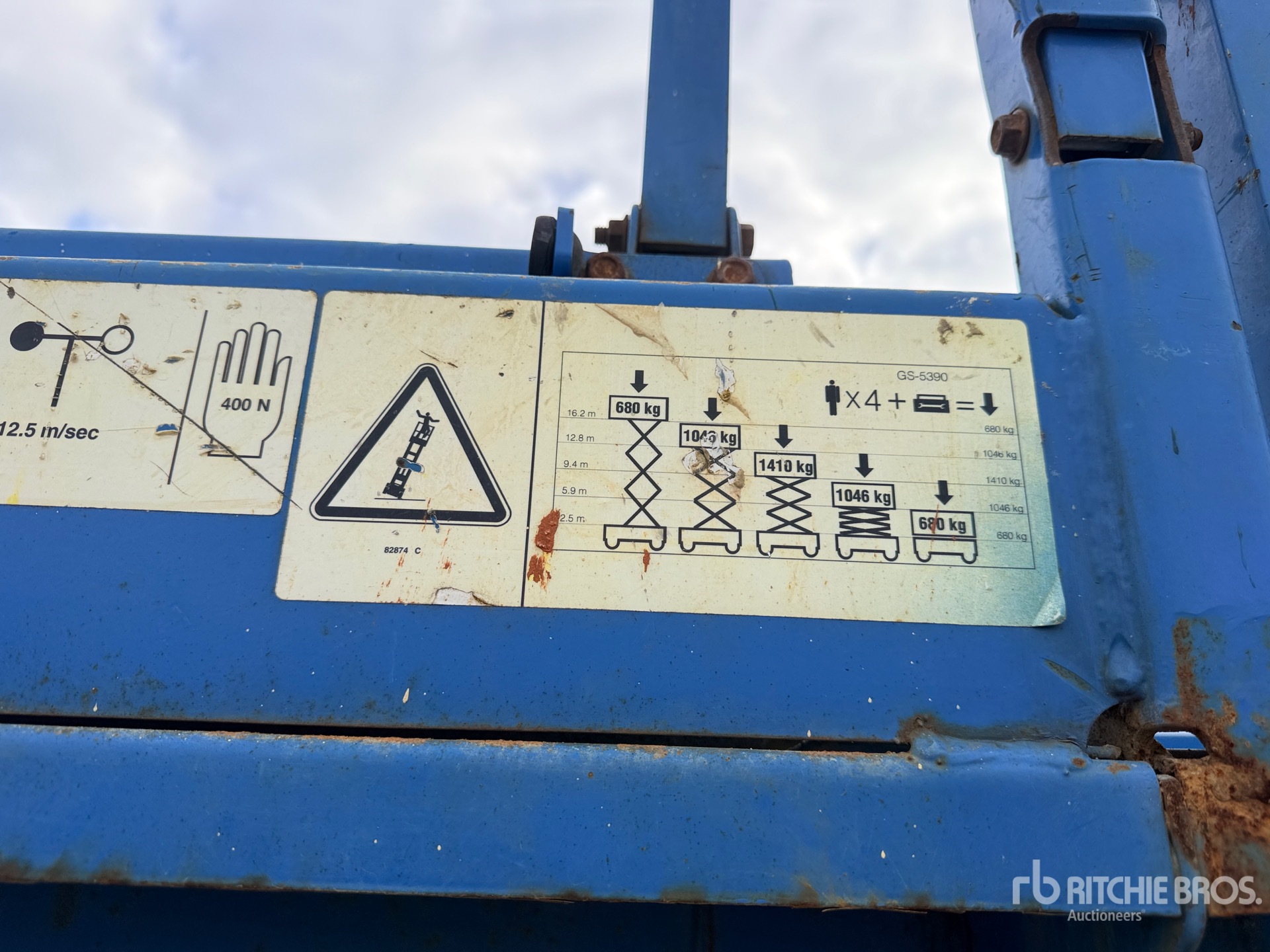 2016 Genie GS5390
