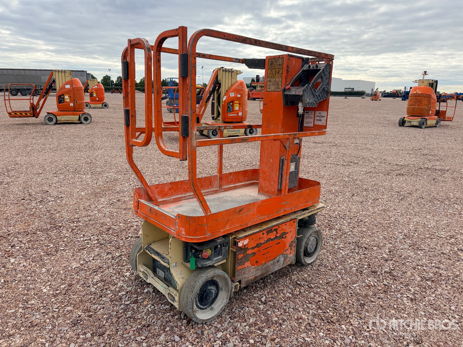 2018 JLG 1230ES