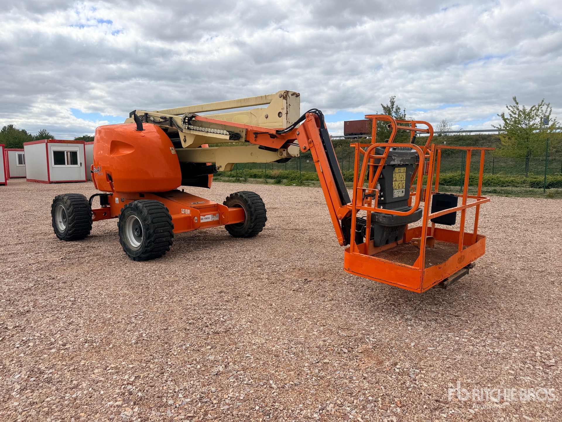 2015 JLG 450AJ