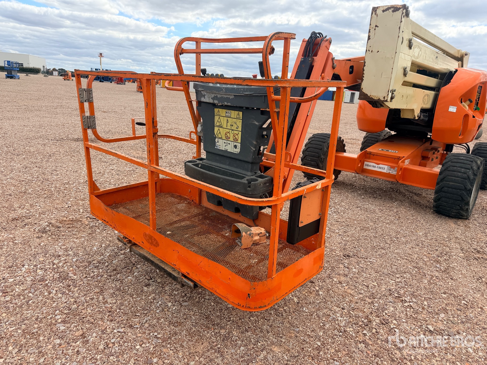 2015 JLG 450AJ