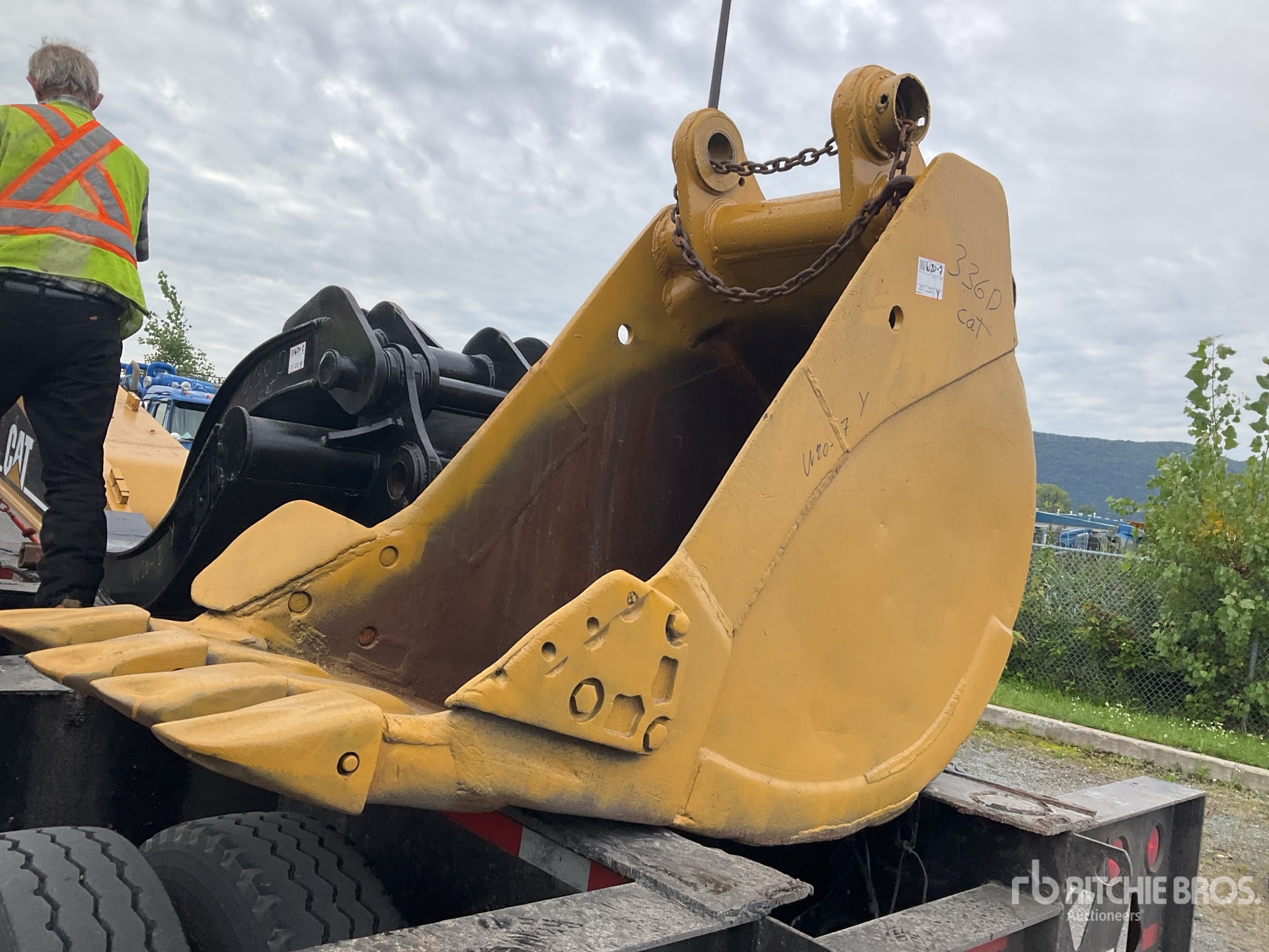 Hensley Digging - Fits 336D