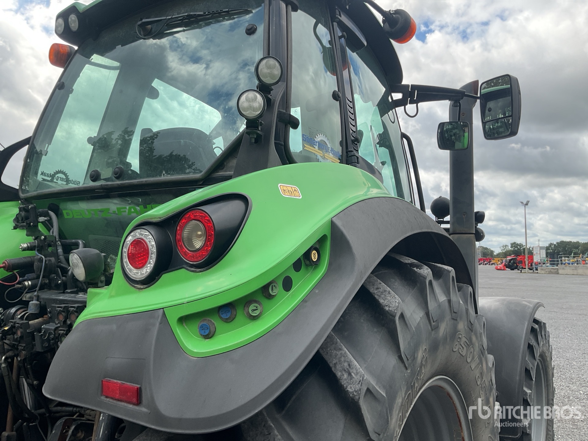 2017 Deutz-Fahr 6185 RCV SHIFT