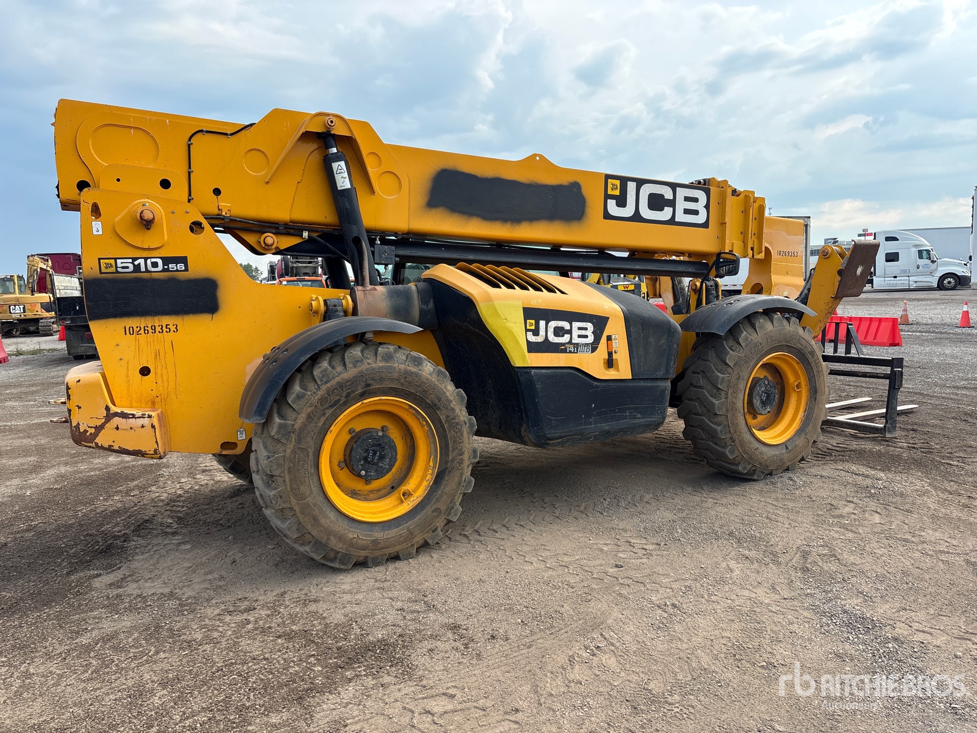 2014 JCB 510-56