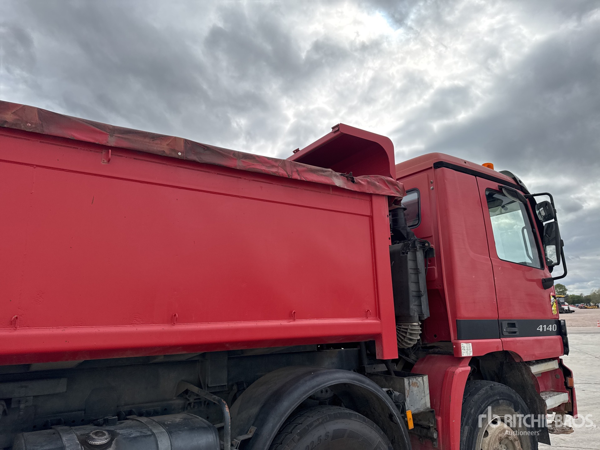 2003 Mercedes-Benz ACTROS 4140