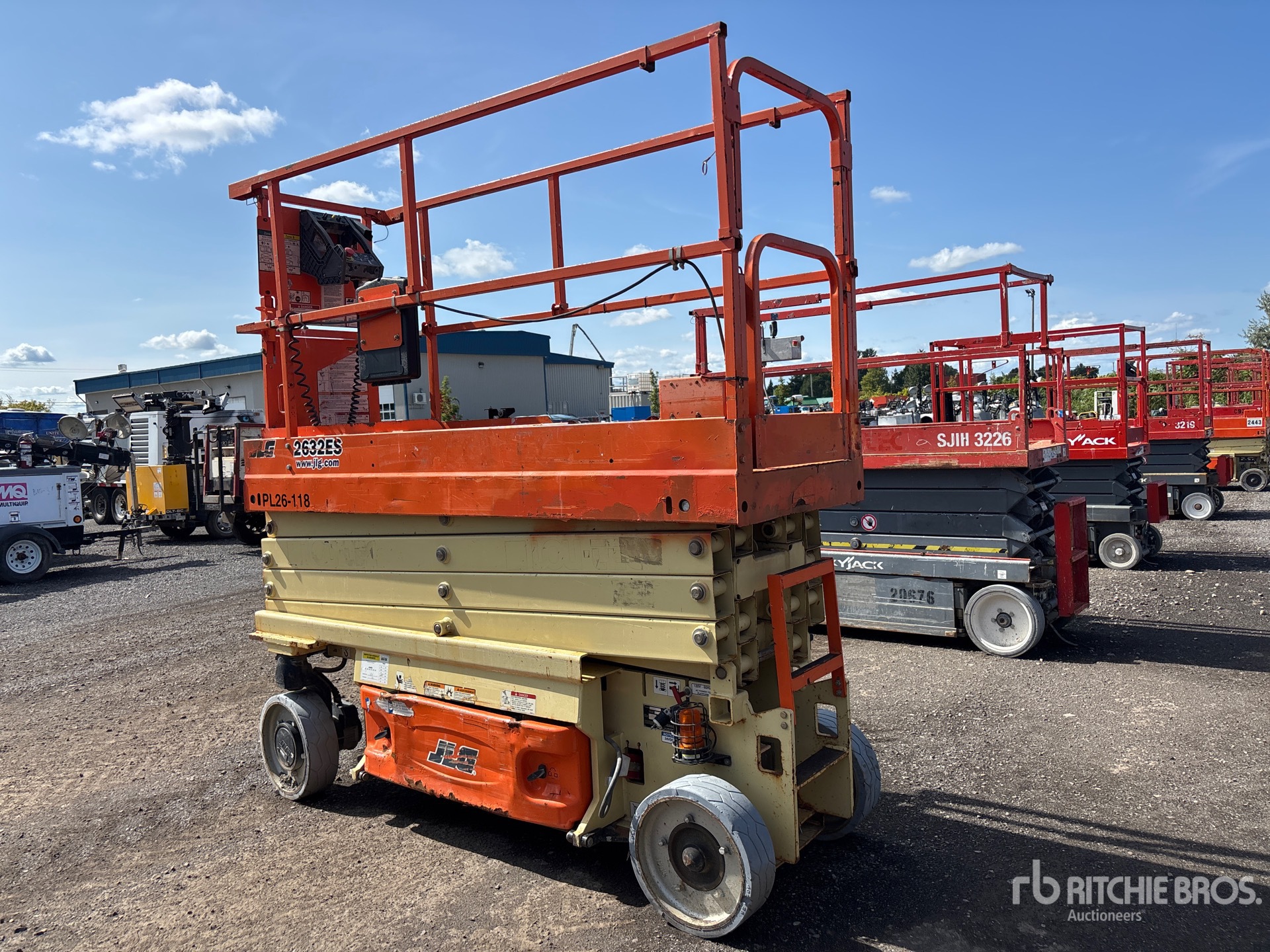 2016 JLG 2632ES