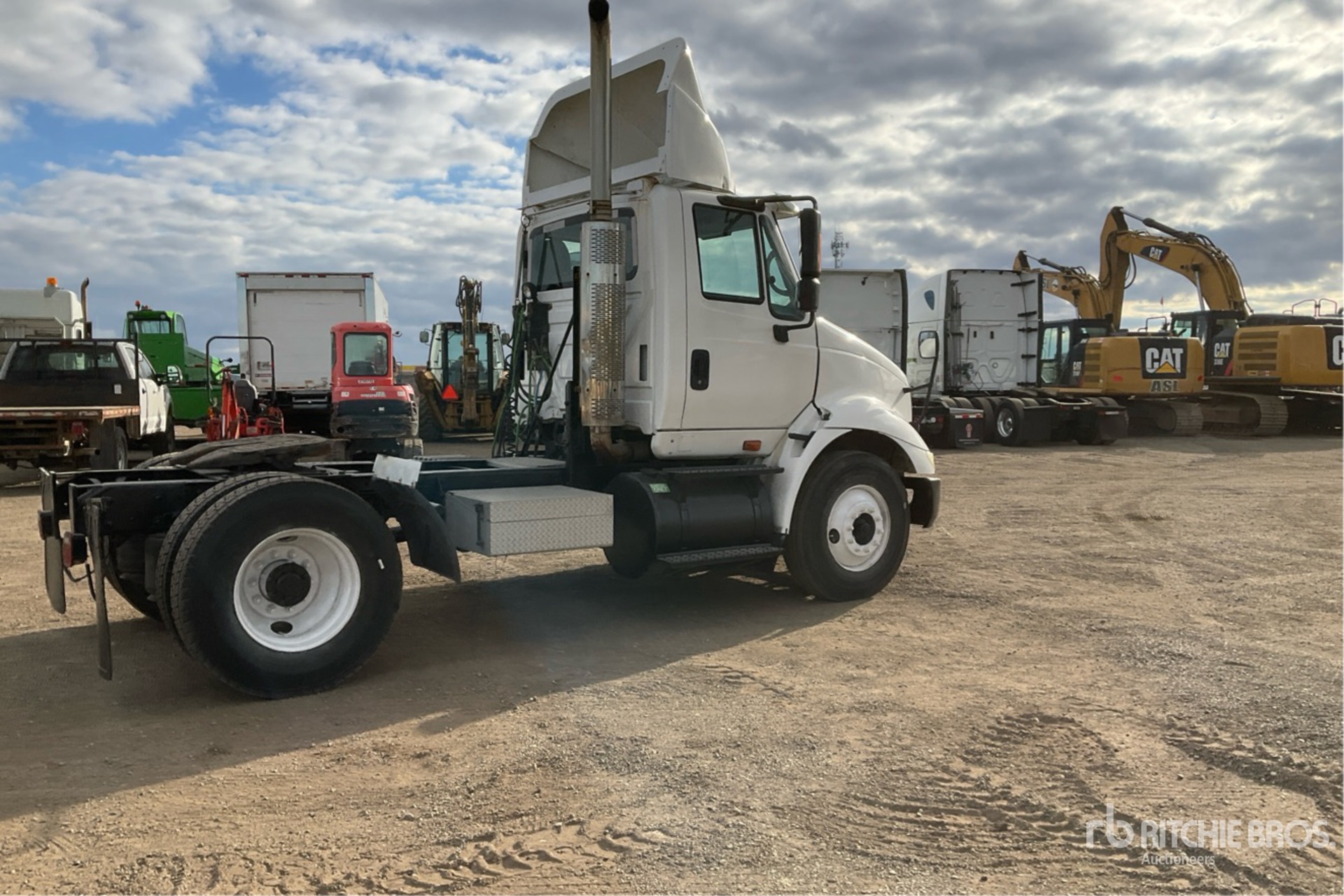 2005 International 8600