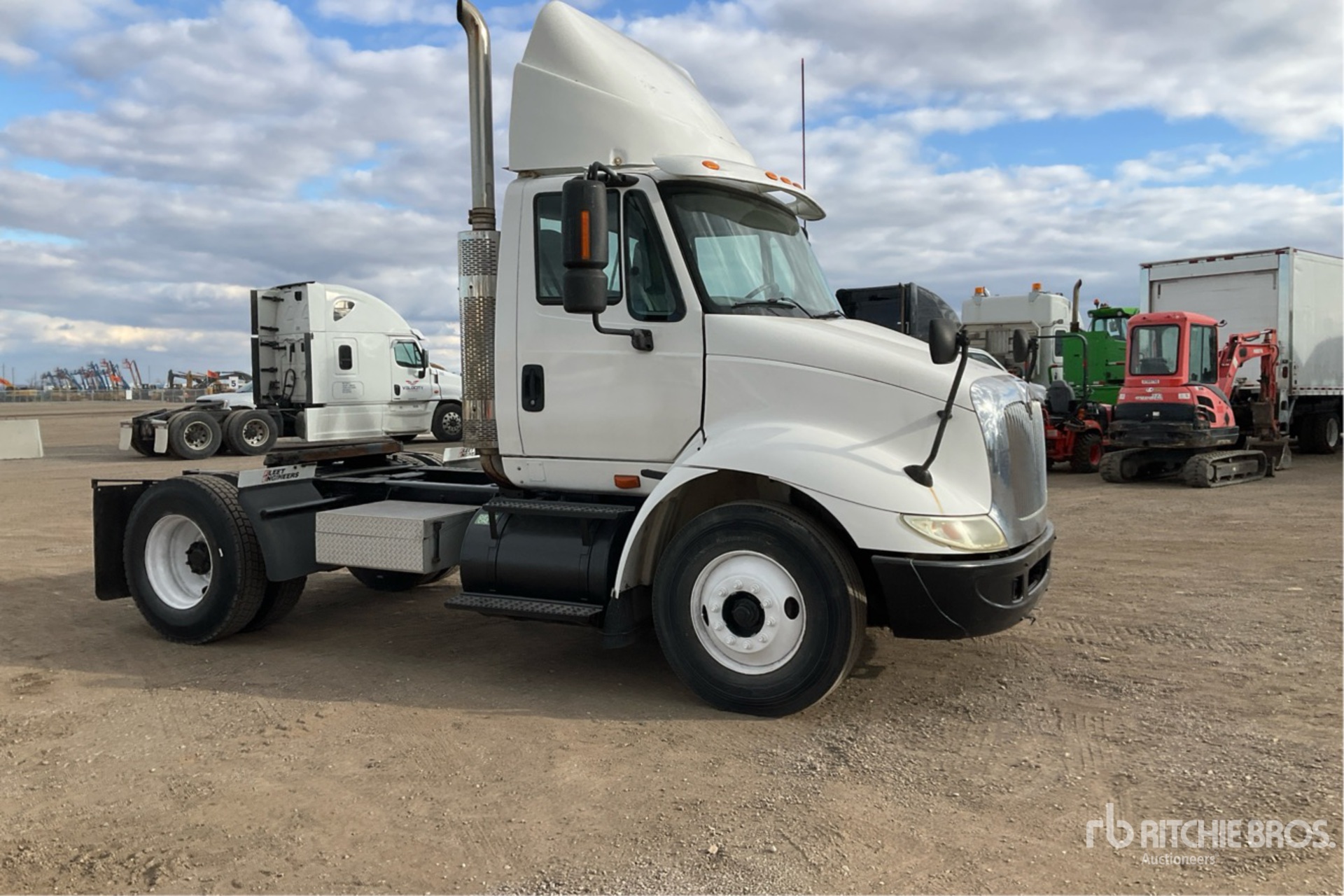 2005 International 8600