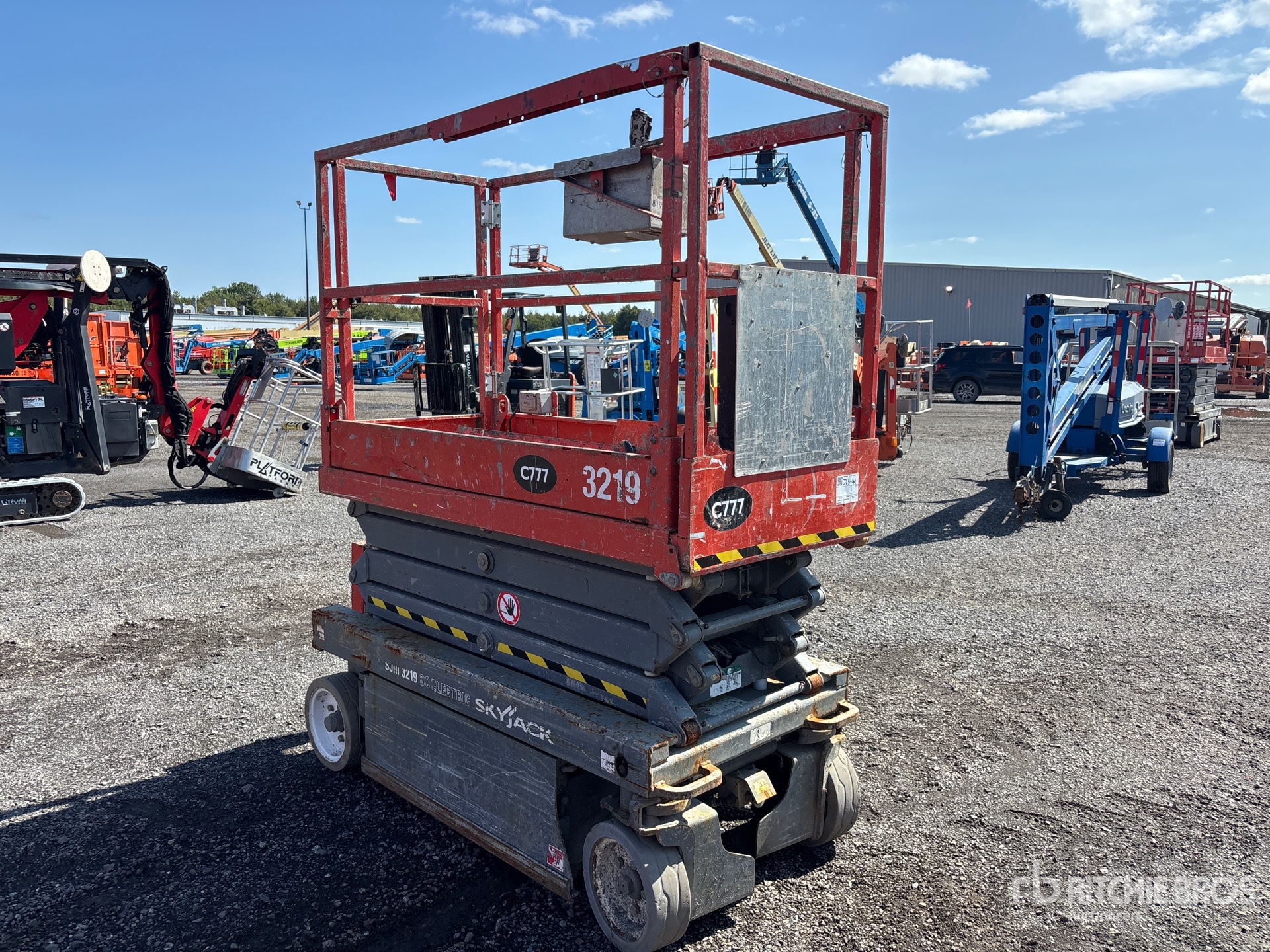 2012 Skyjack SJIII-3219