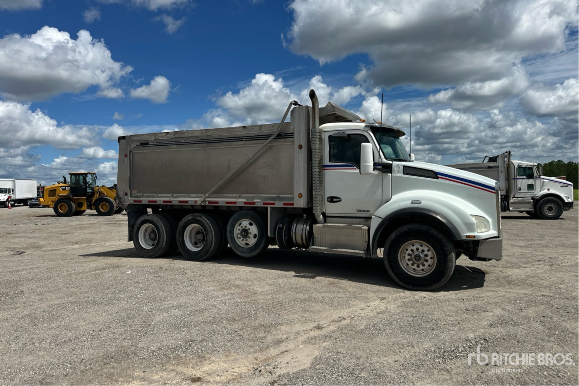 2016 Kenworth T880