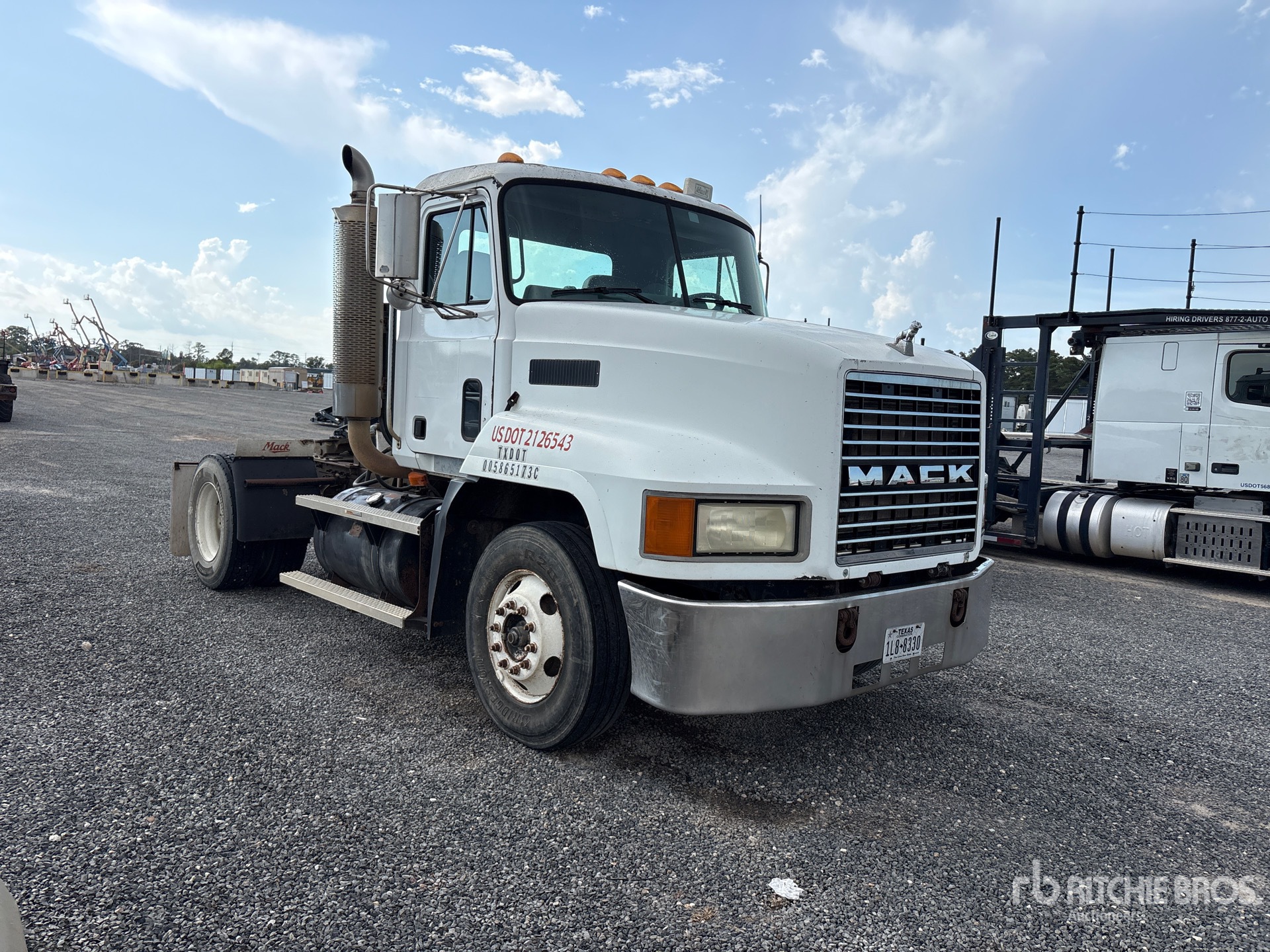 2000 Mack CH612