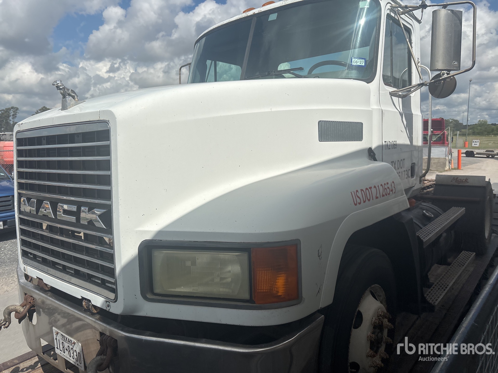 2000 Mack CH612