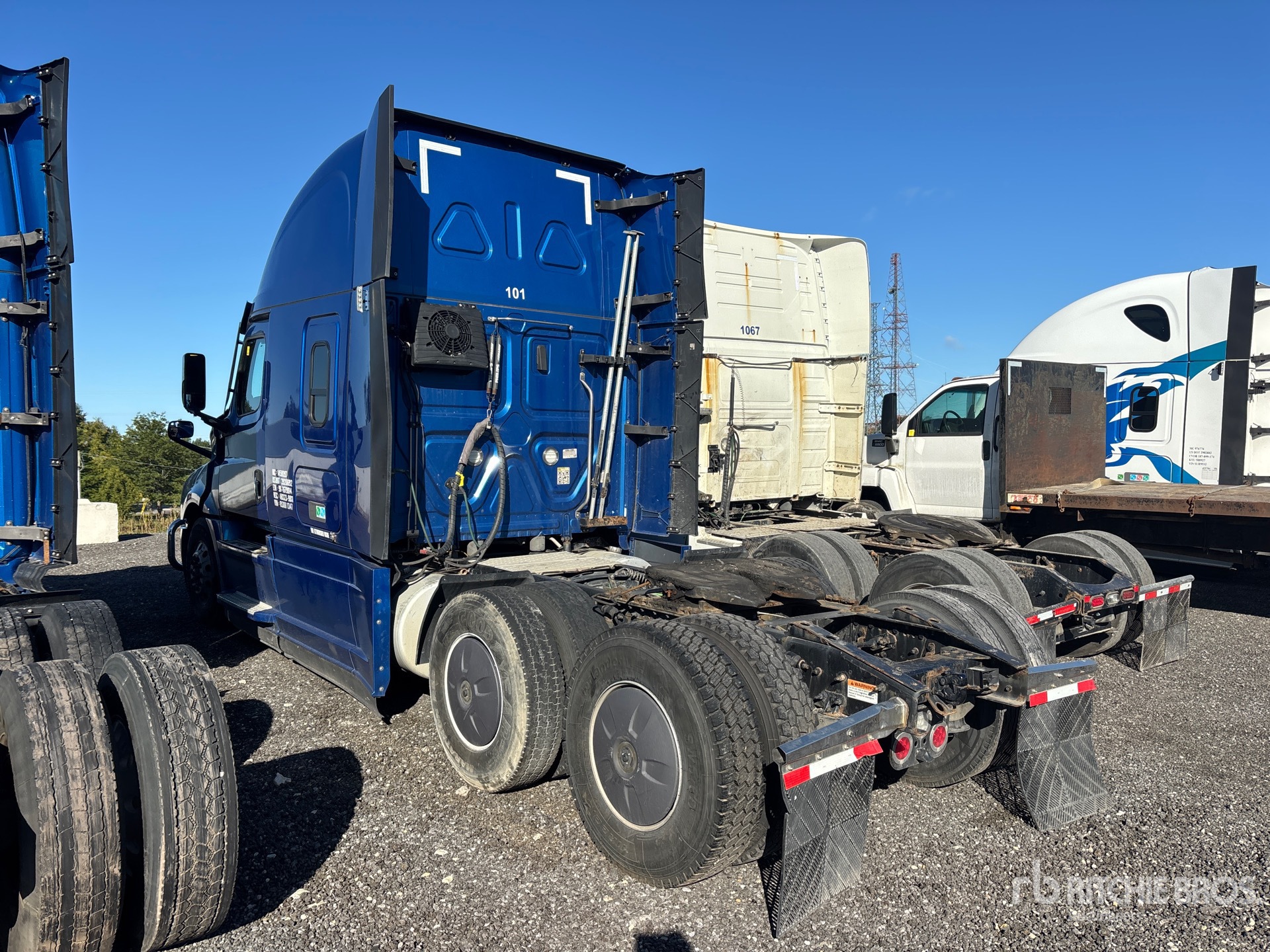 2024 Freightliner CASCADIA 126