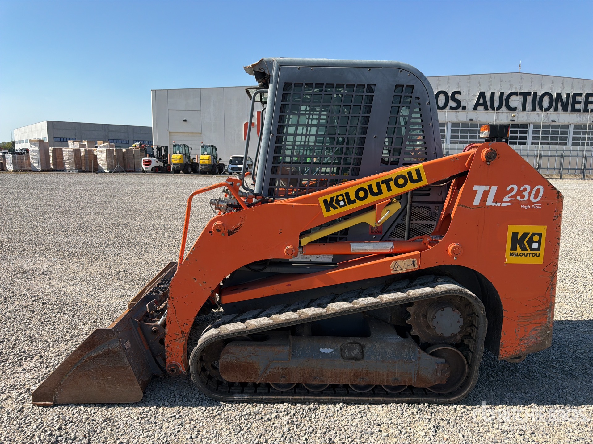 2013 Takeuchi TL230