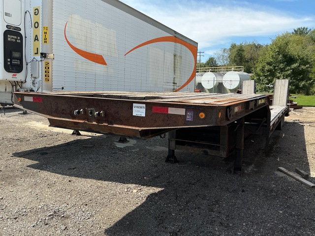 Kaufman R30 43 ft T/A Gooseneck Equipment Trailer