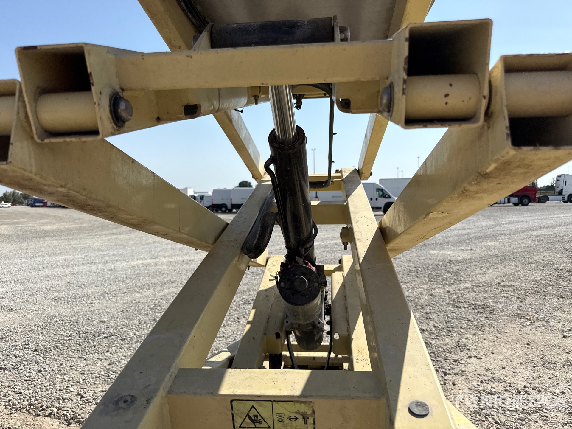 2012 JLG 1930 ES