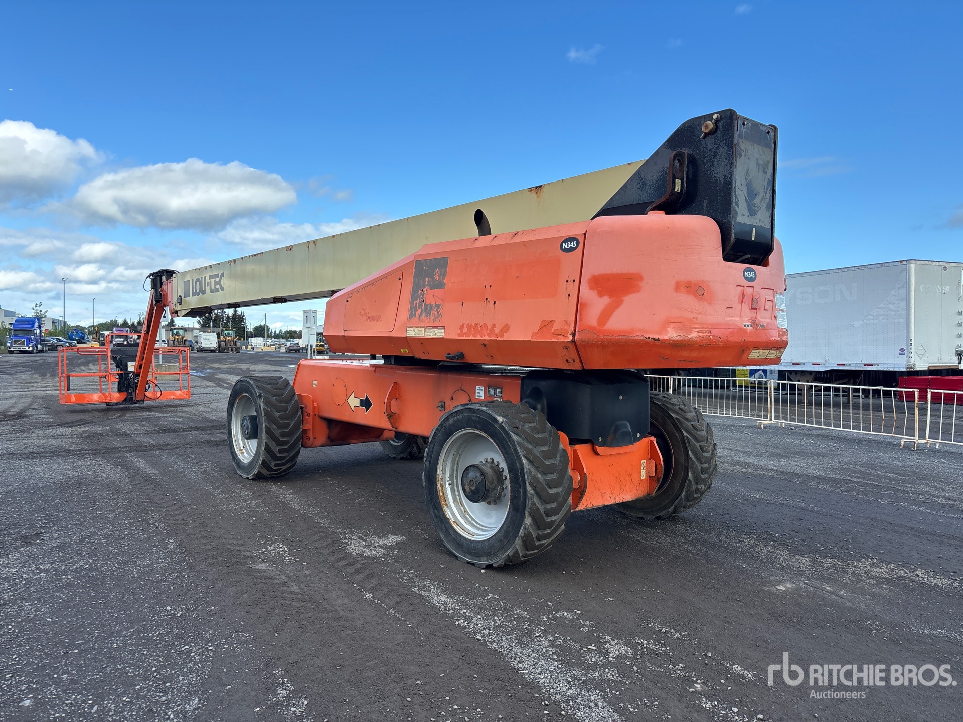 2014 JLG 1350SJP