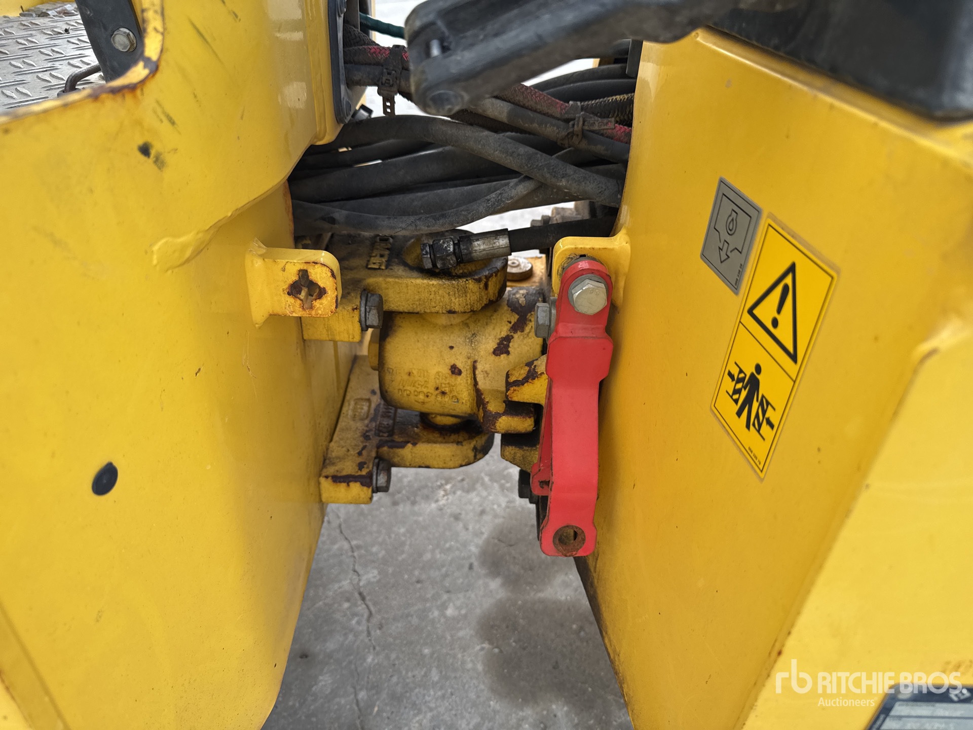 2019 Bomag BW100 ADM-5