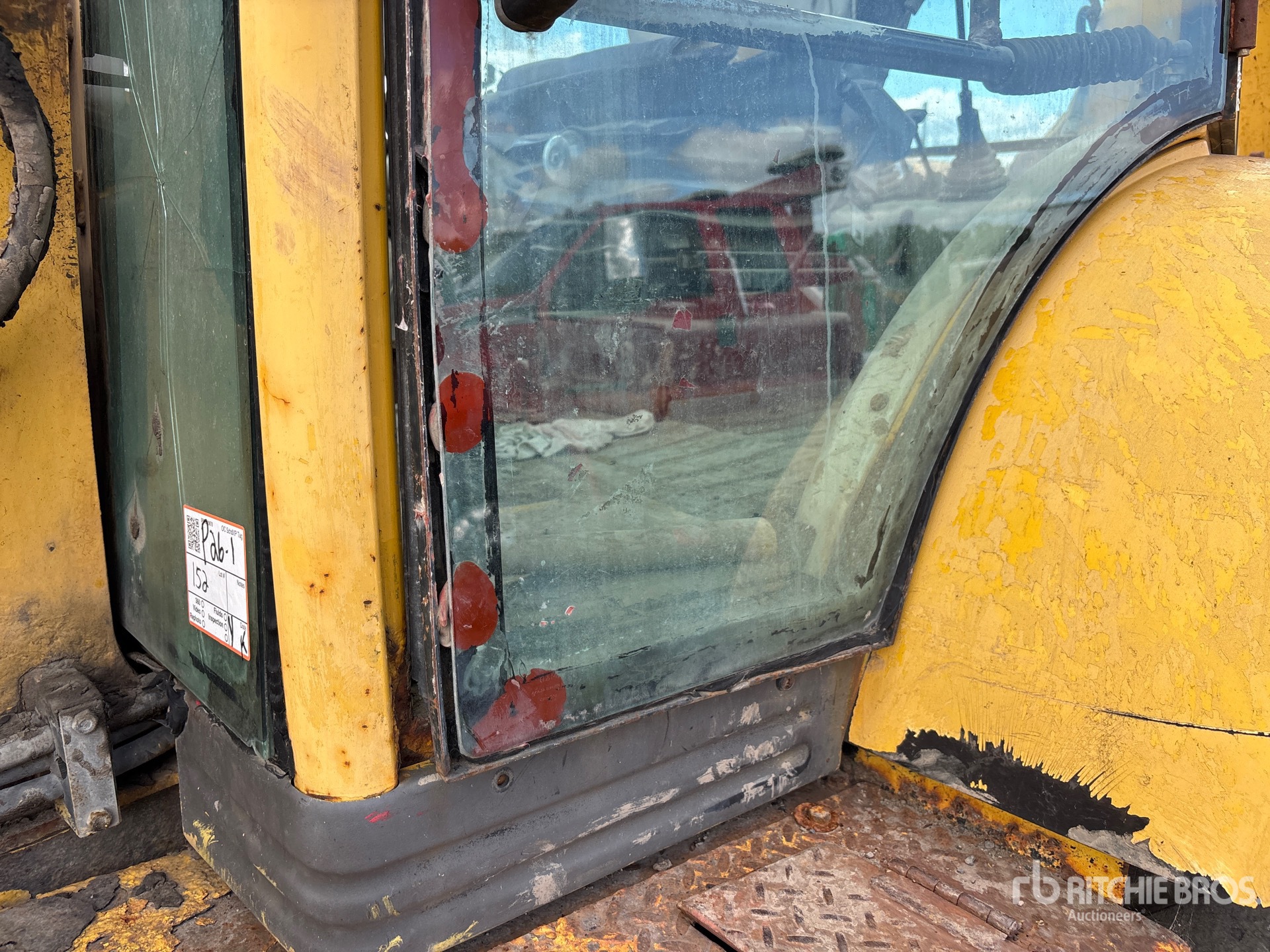 2003 Komatsu WB140-2