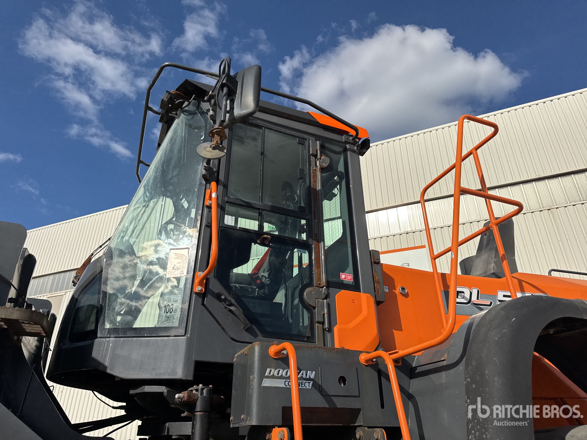 2022 Doosan DL550