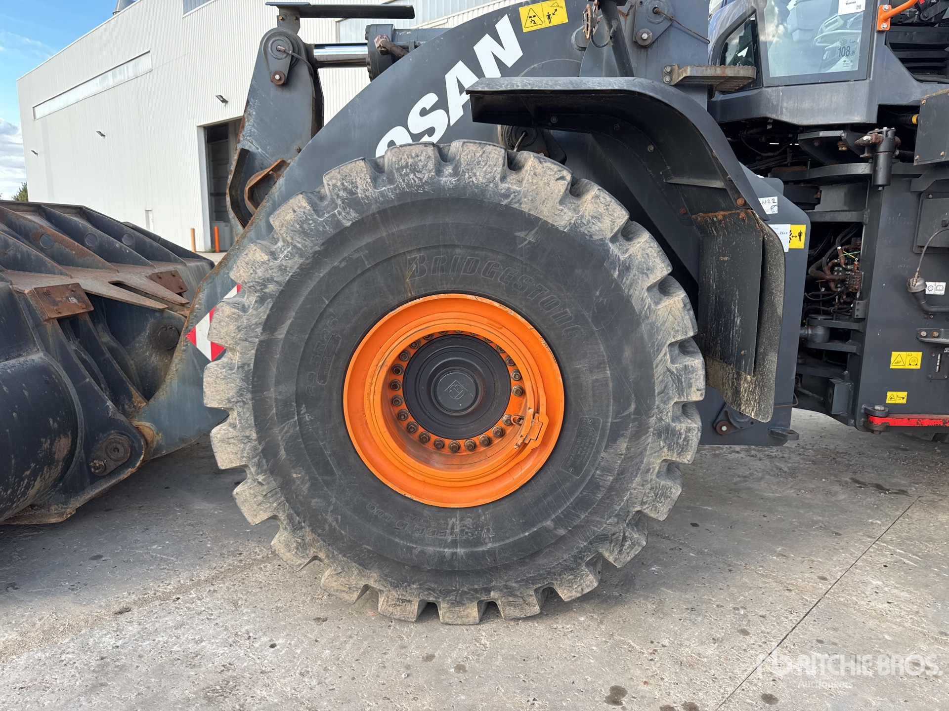 2022 Doosan DL550
