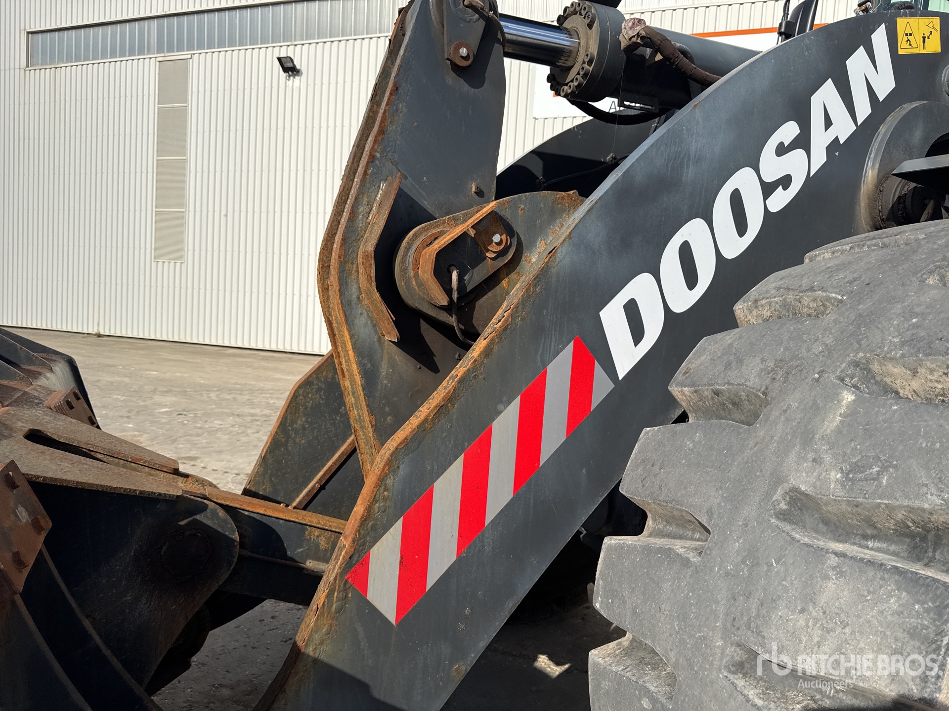 2022 Doosan DL550