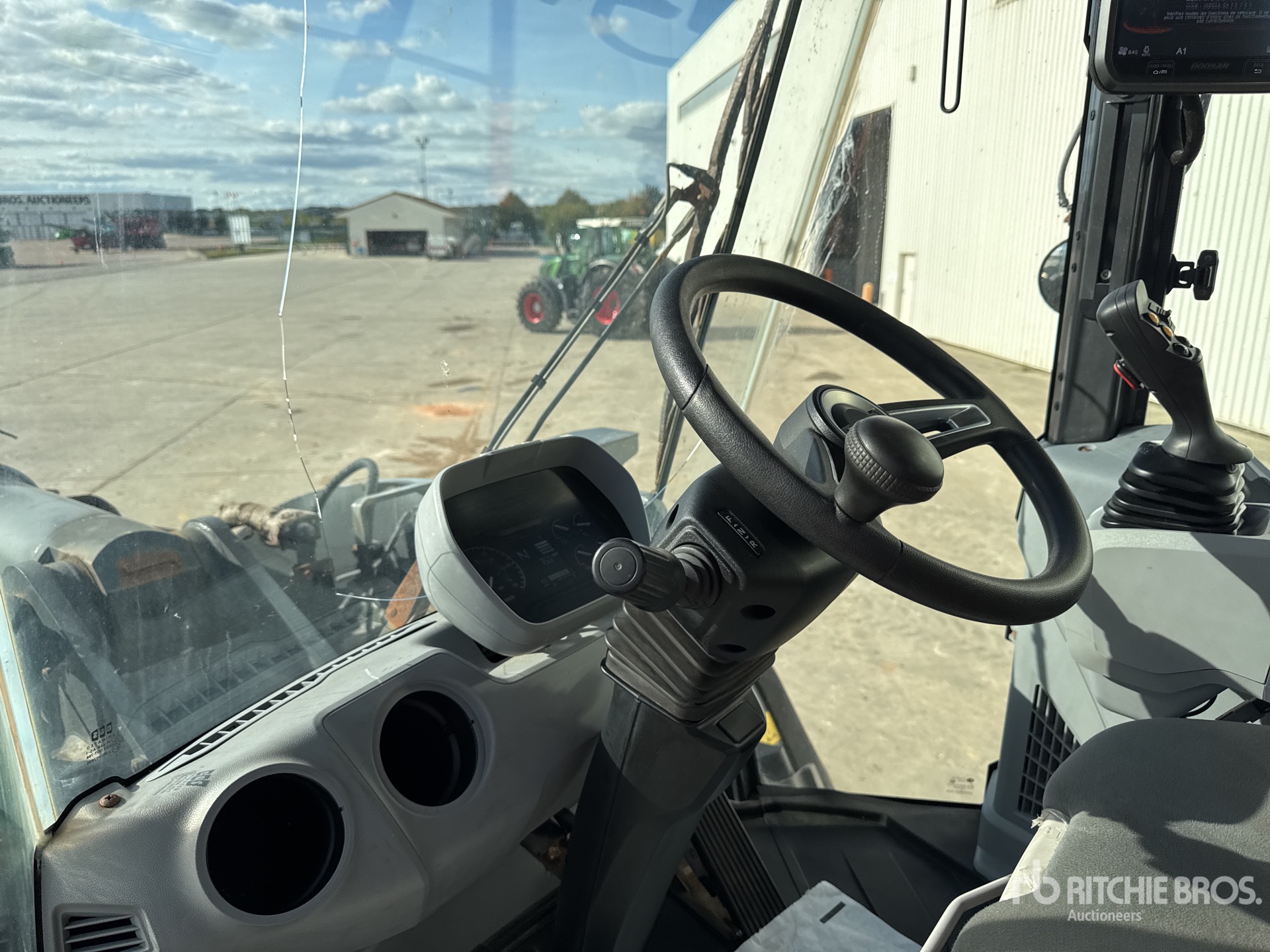 2022 Doosan DL550