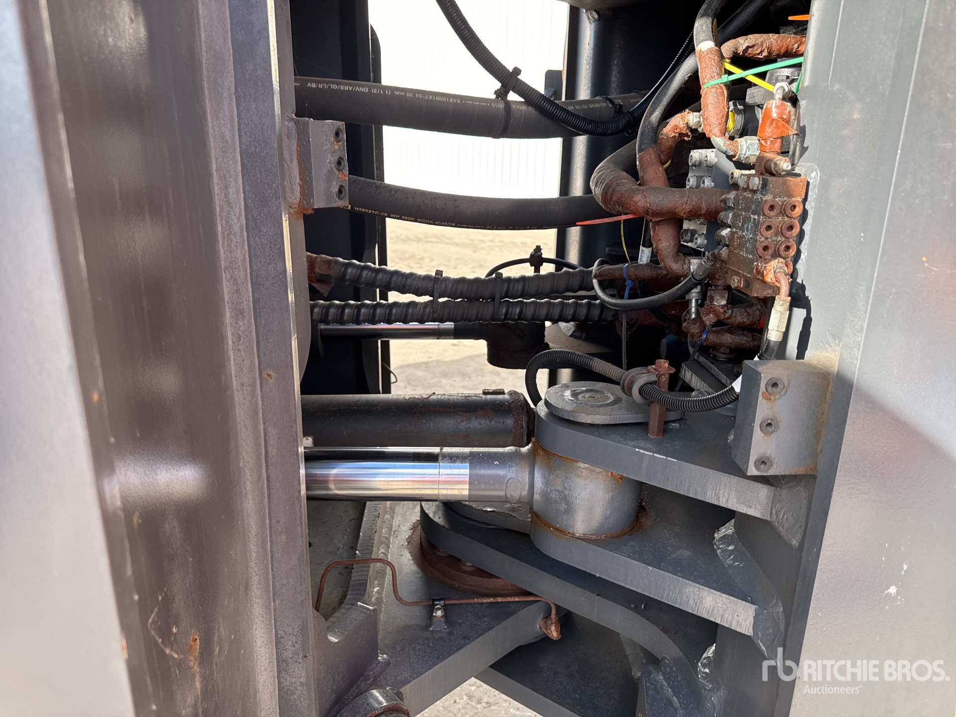 2022 Doosan DL550