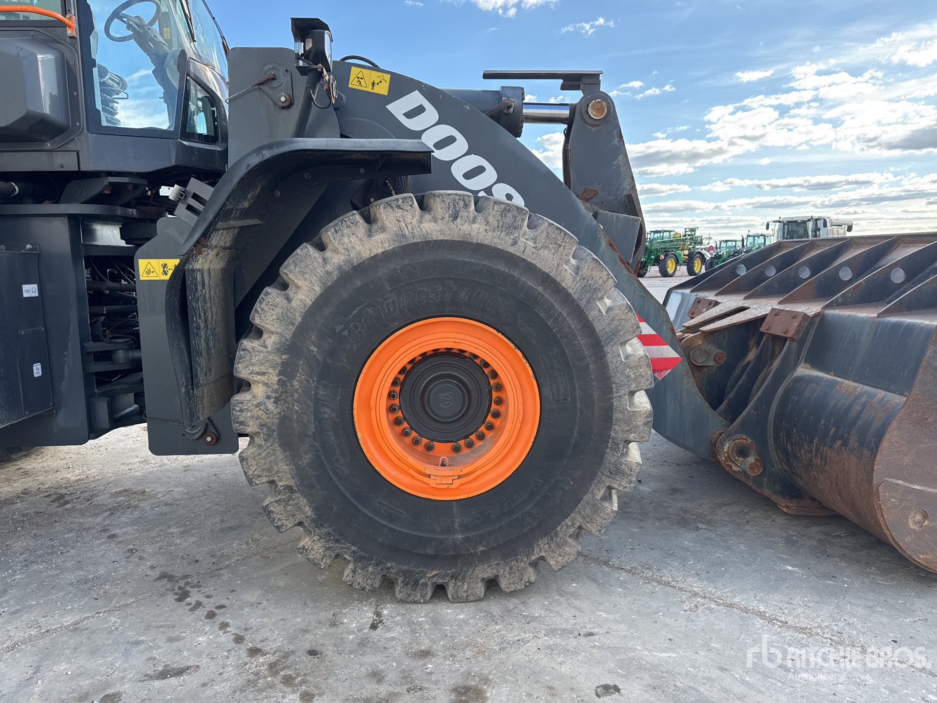 2022 Doosan DL550