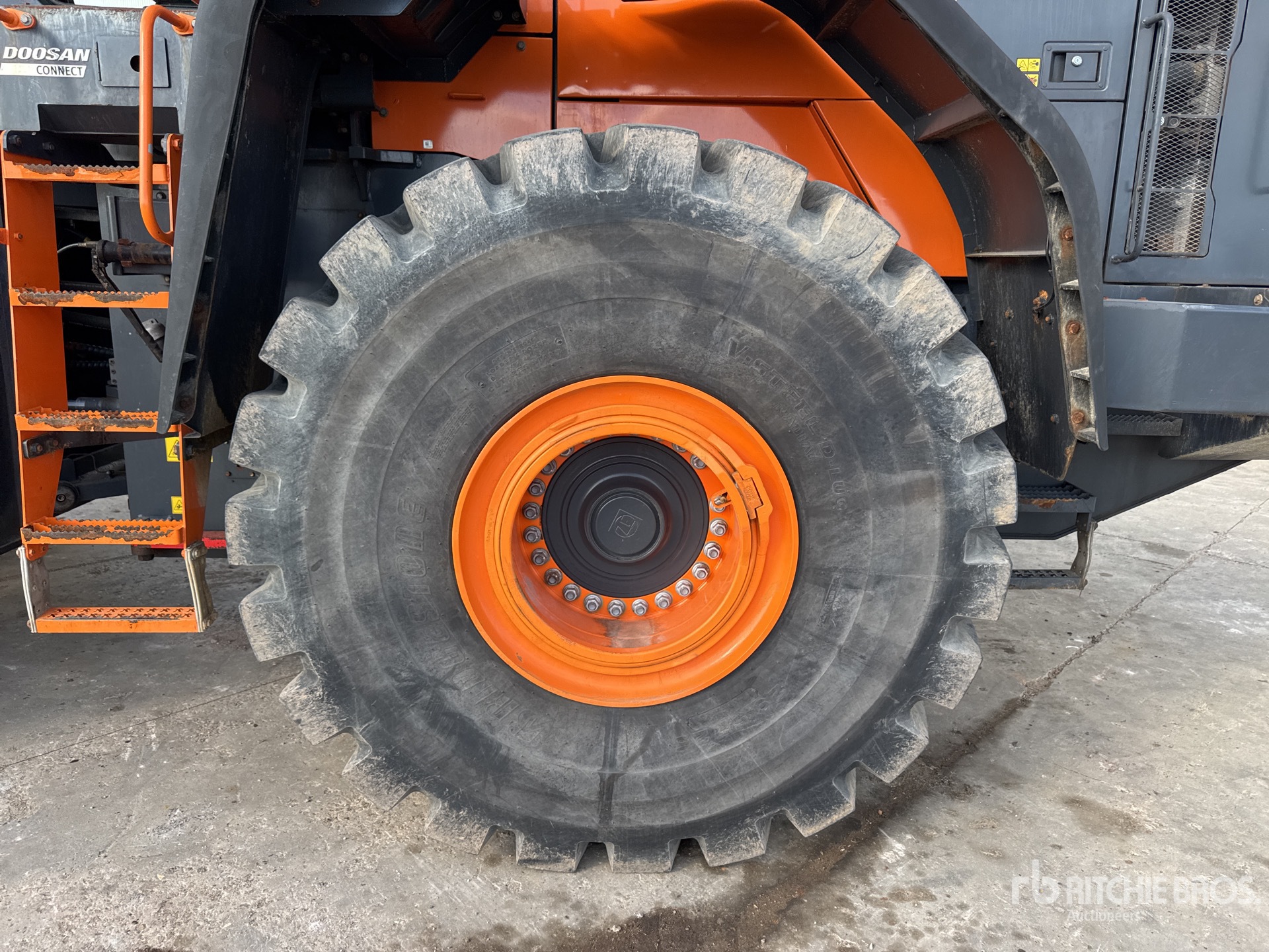 2022 Doosan DL550