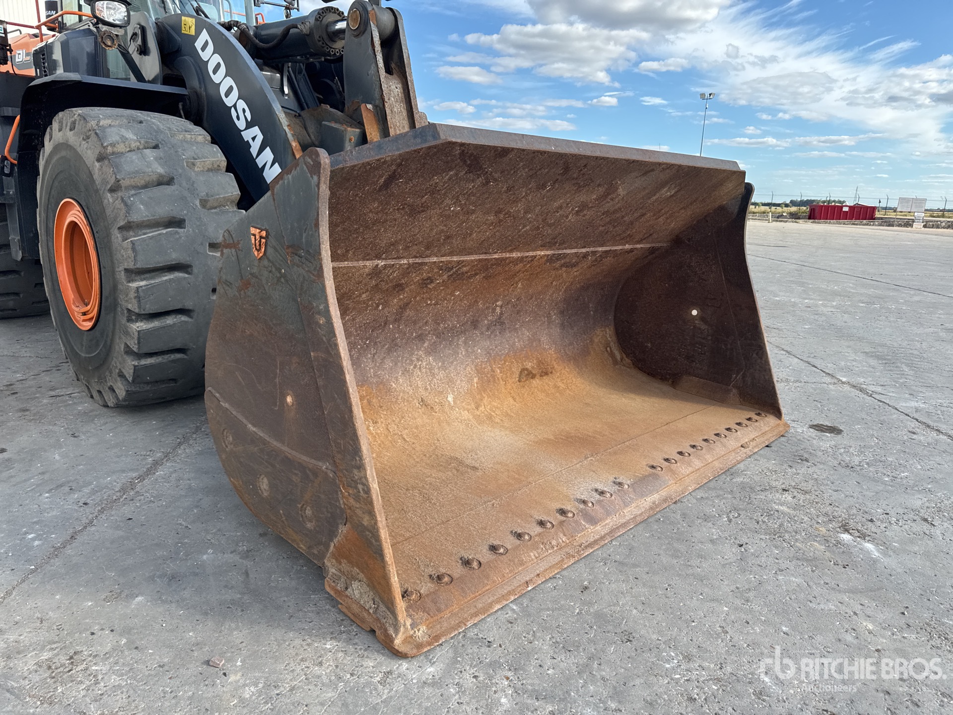 2022 Doosan DL550