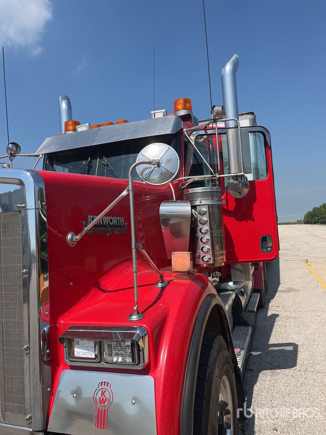 2019 Kenworth W900