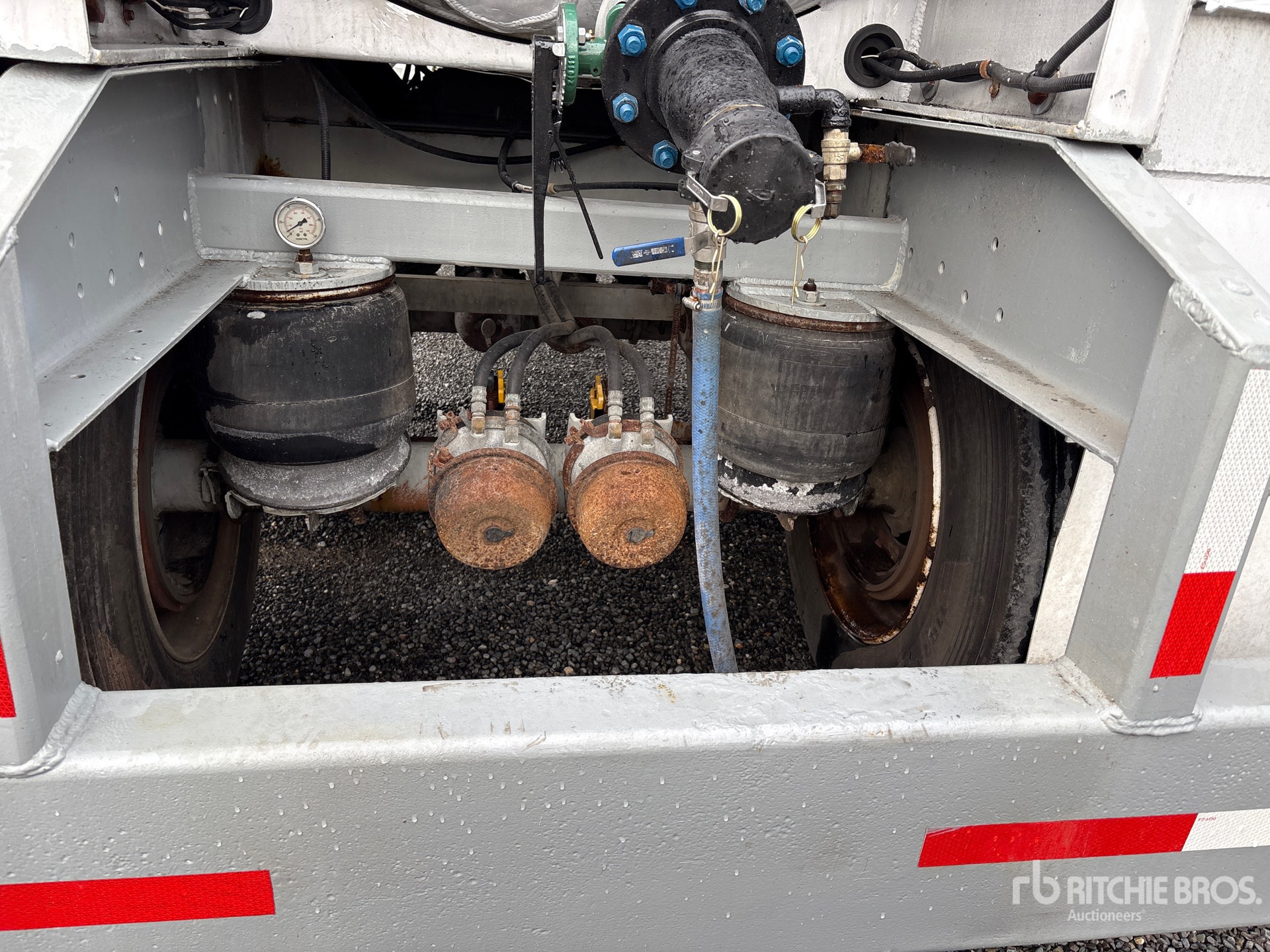 2010 Dragon 150 bbl T/A